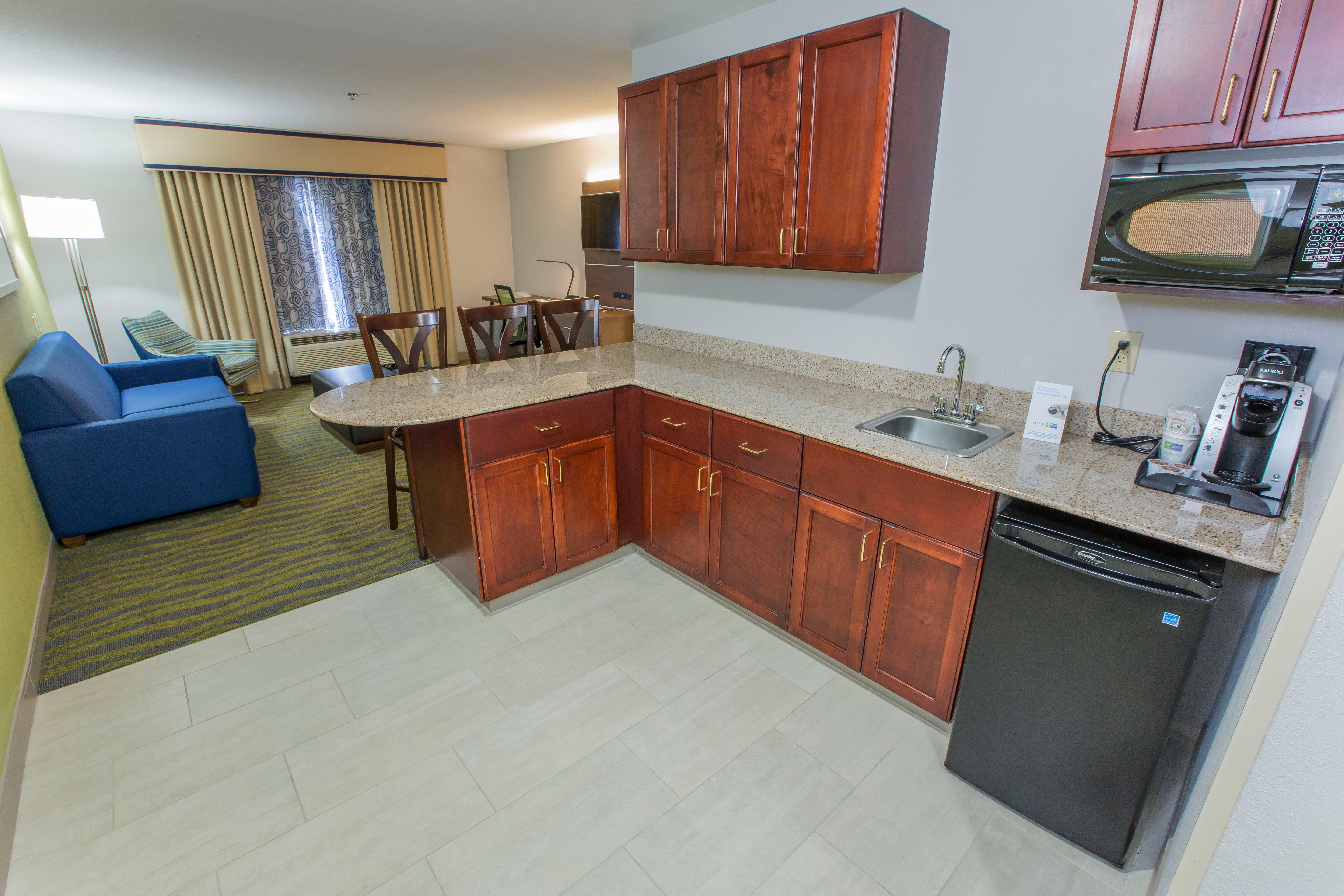 Suite King Bed One Bedroom 