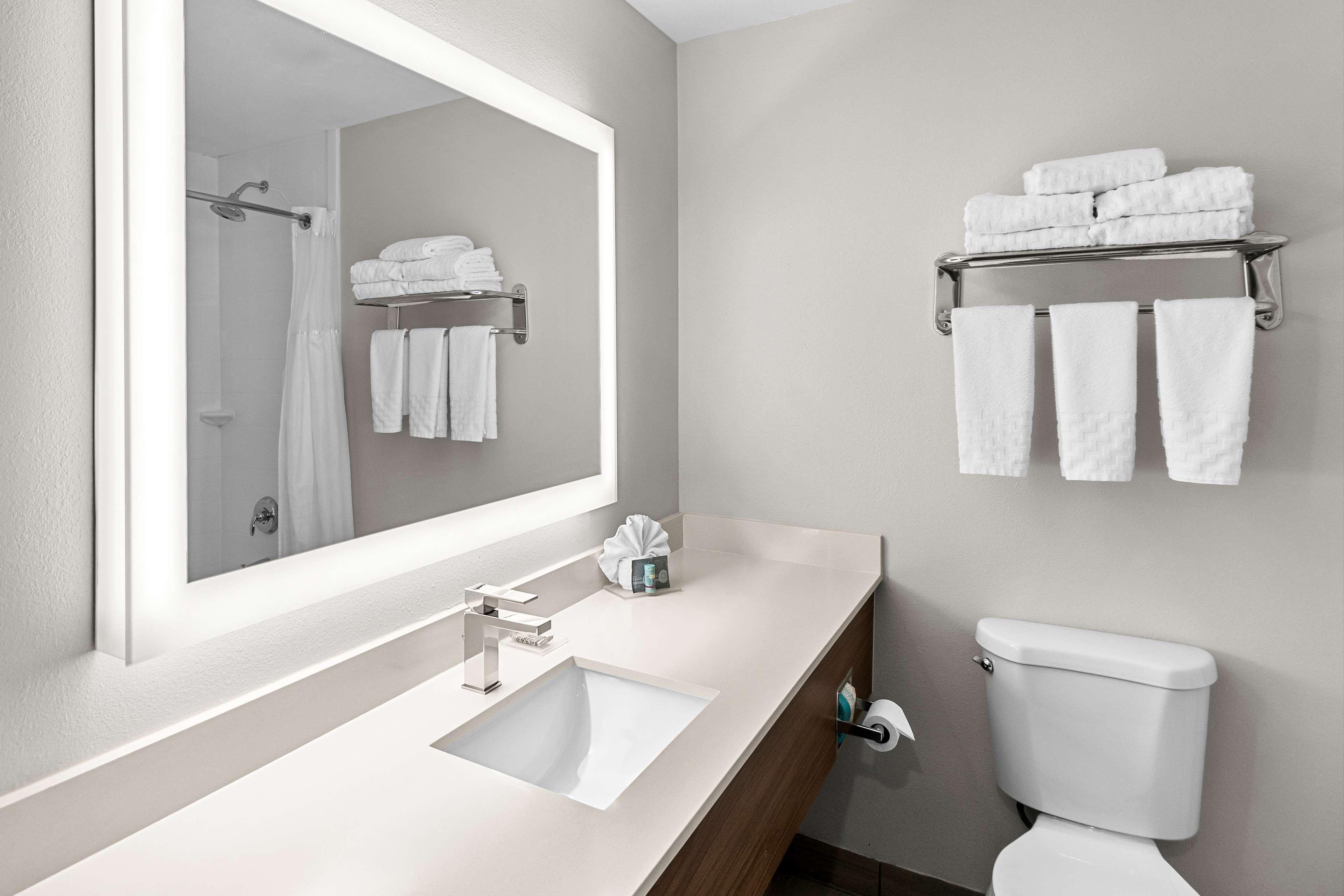 Suite Two Queen Beds