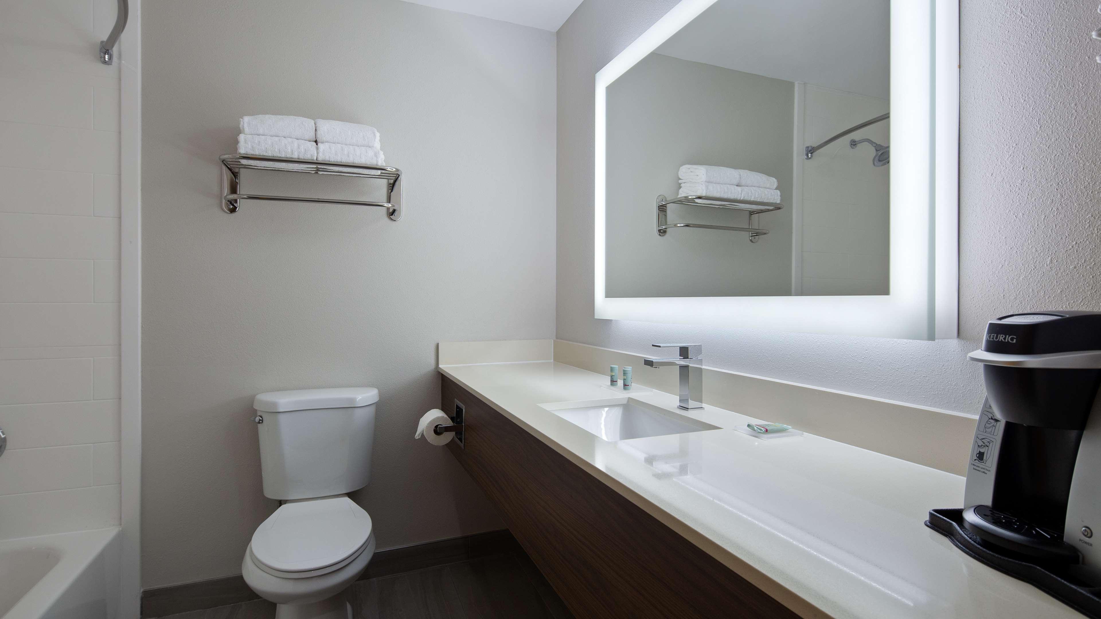 Suite Two Queen Beds Non Smoking