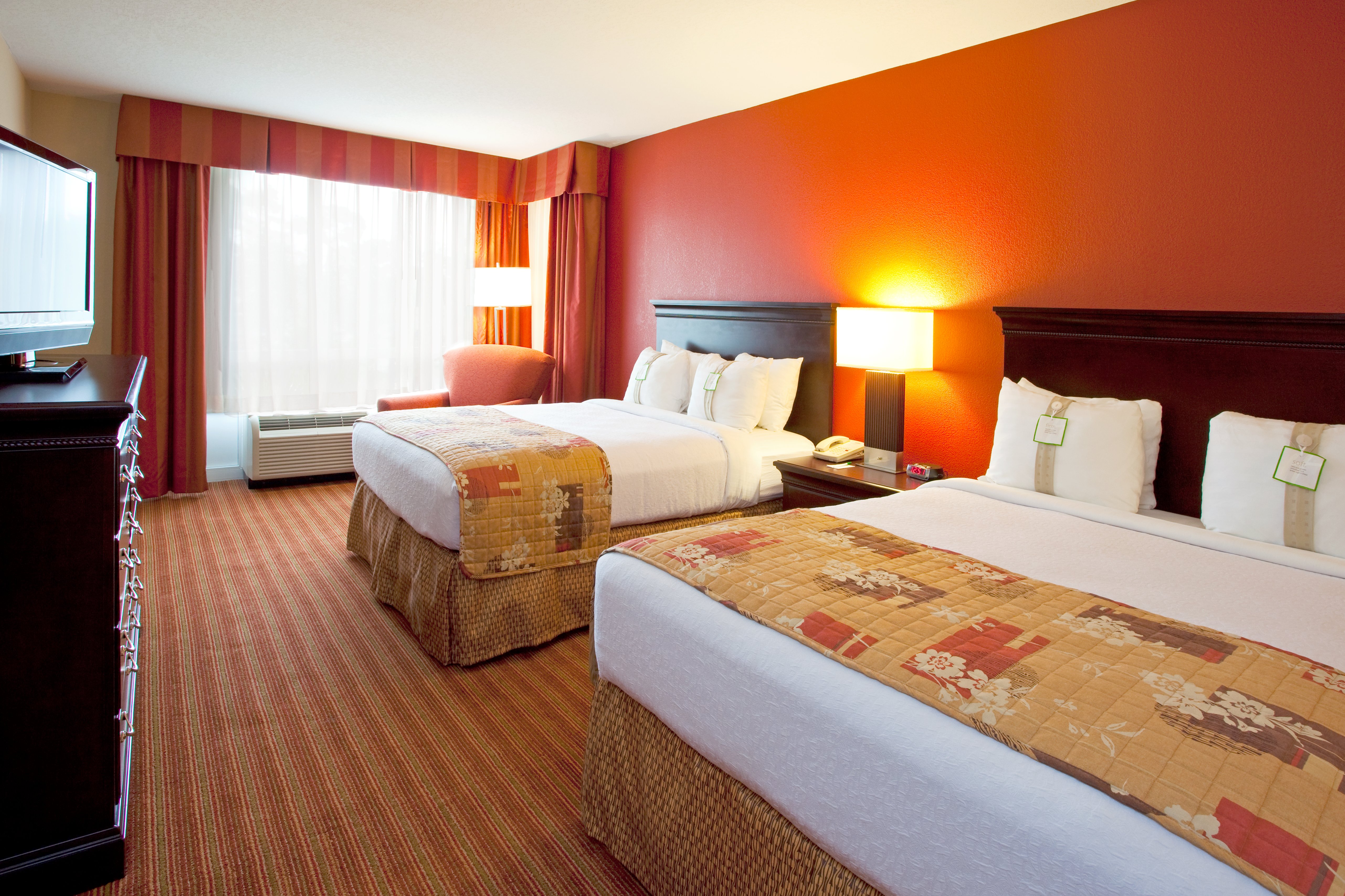 Double Two Queen Beds Non Smoking