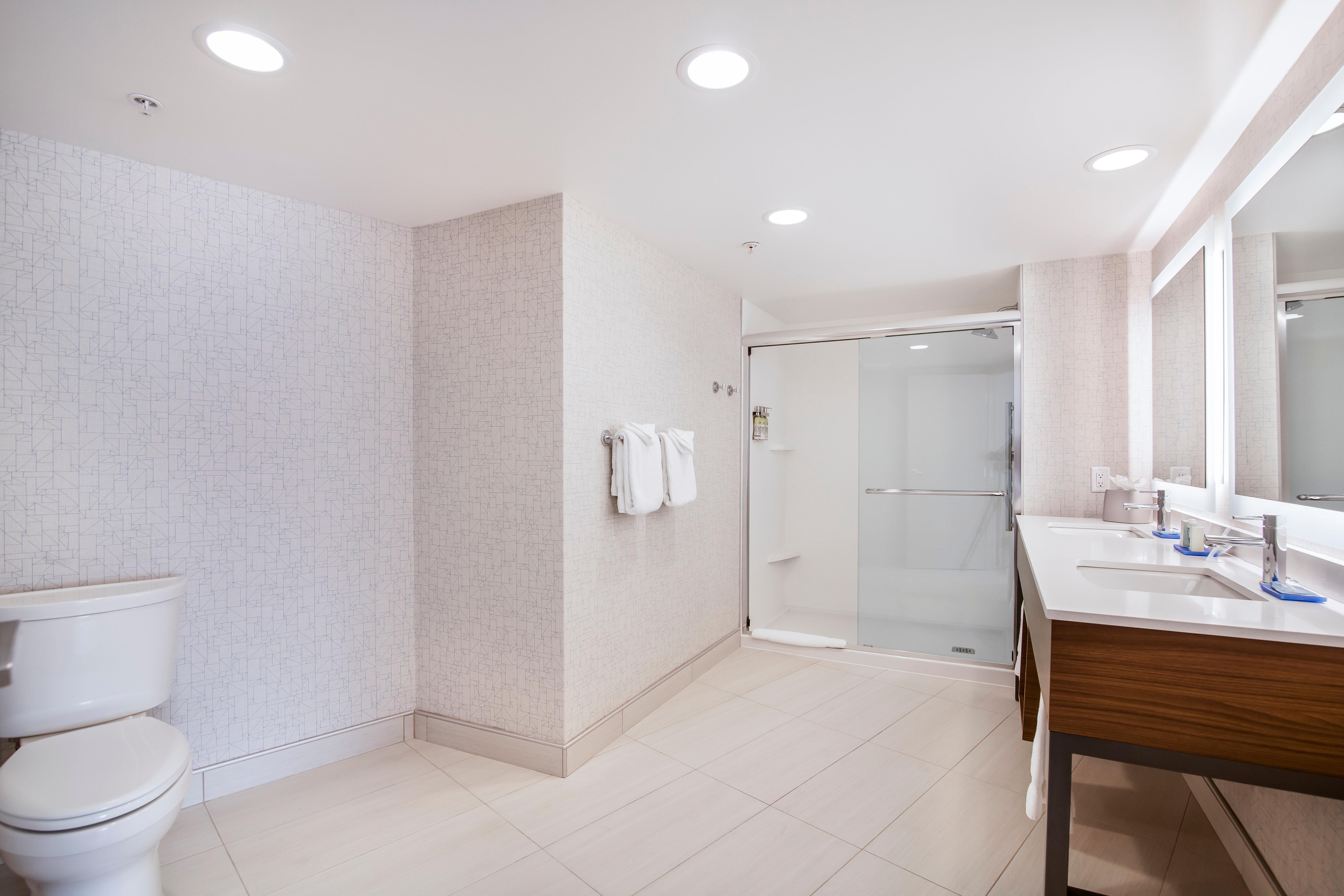 Suite Queen Size Bed