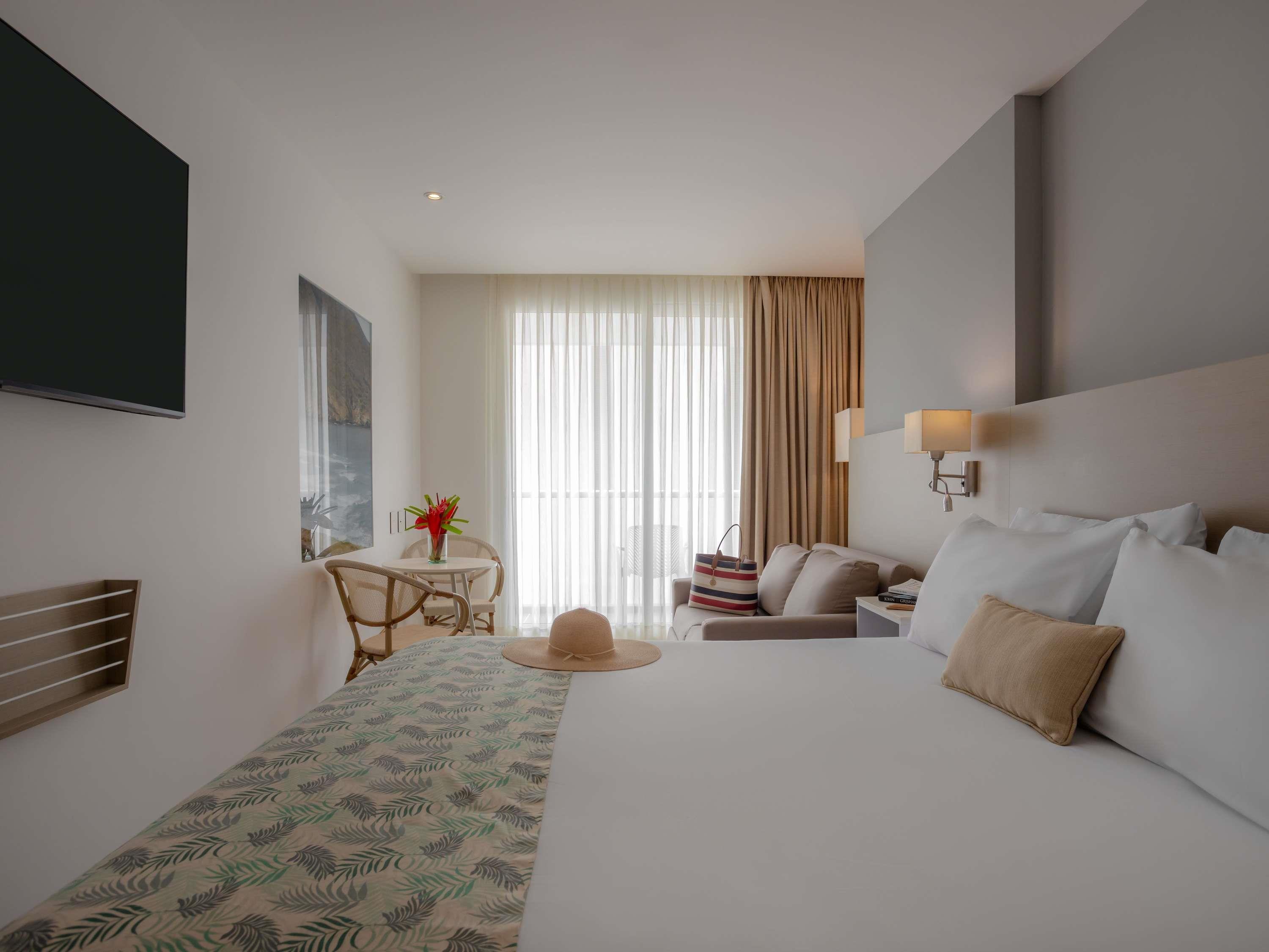 Double Superior King Bed