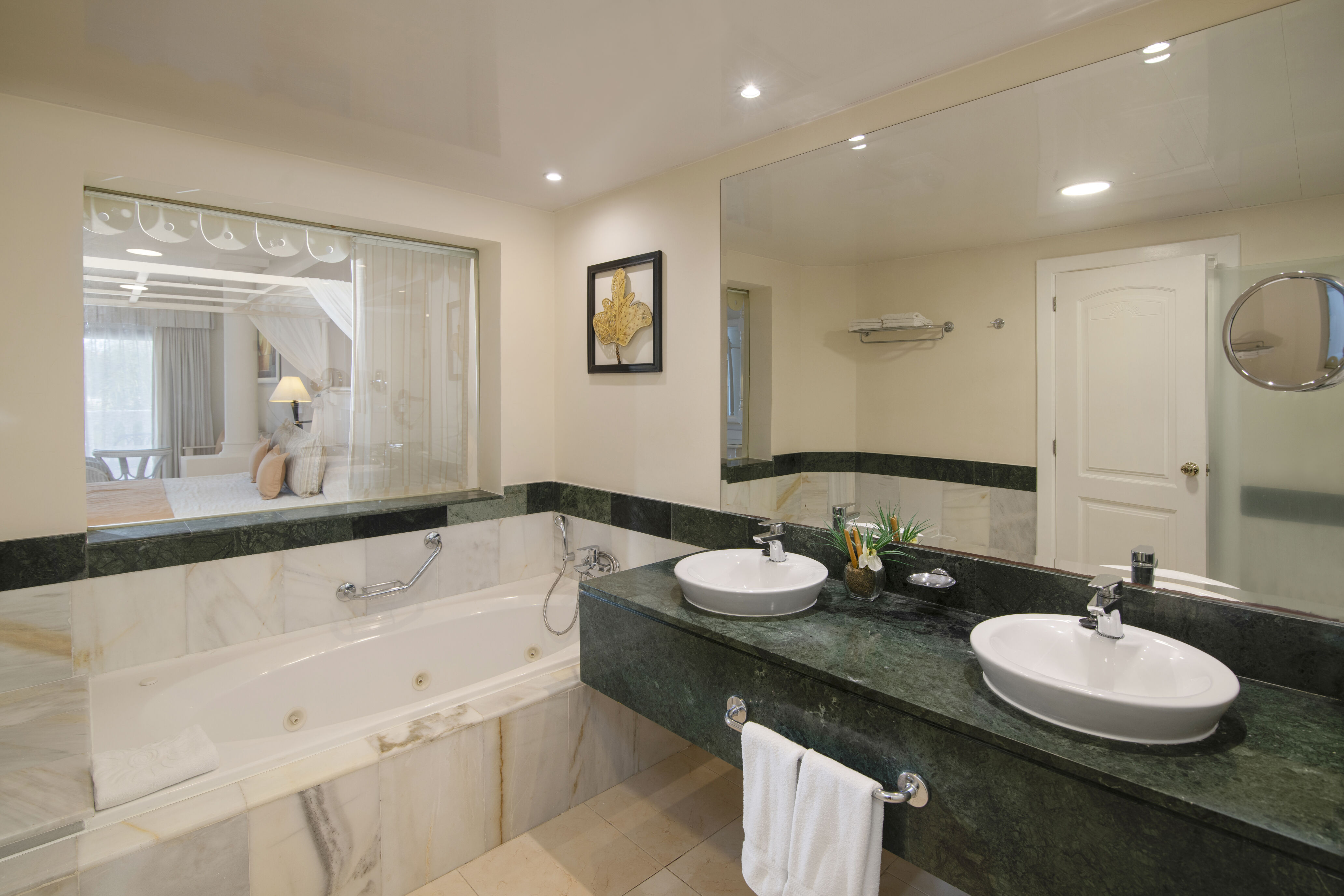 Junior Suite Standard