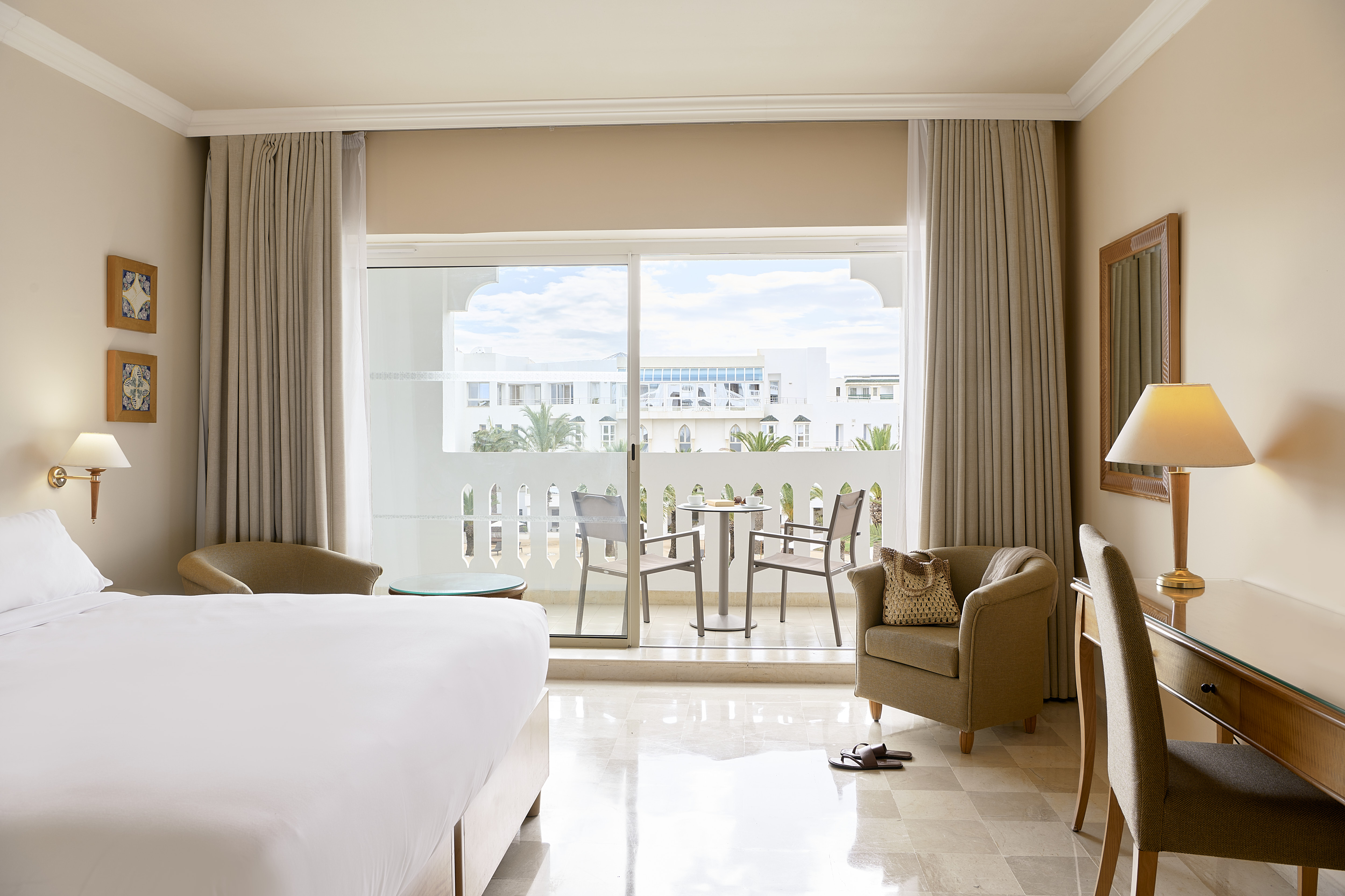 Double or Twin Standard