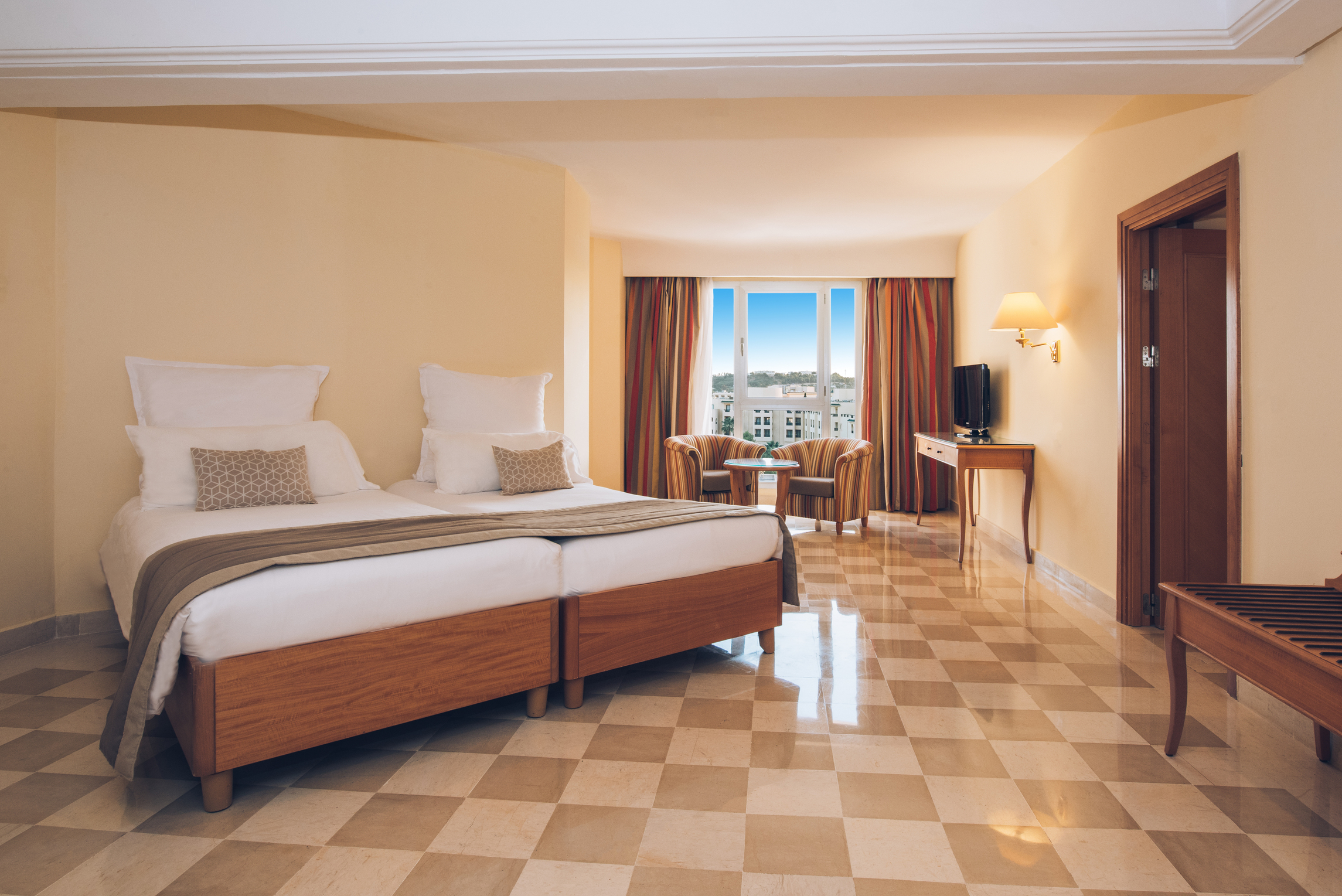 Family Room Garden View