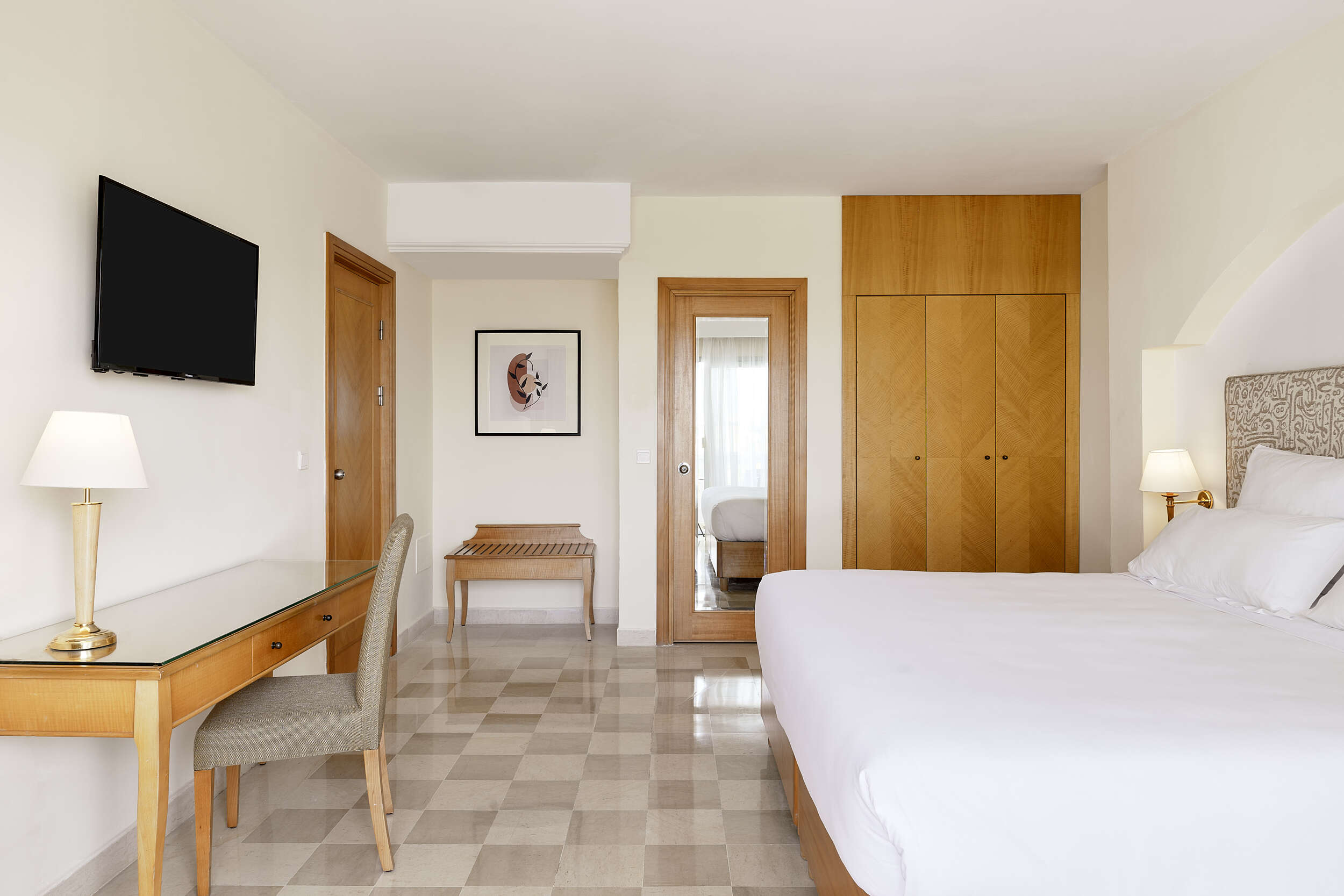 Double or Twin Standard