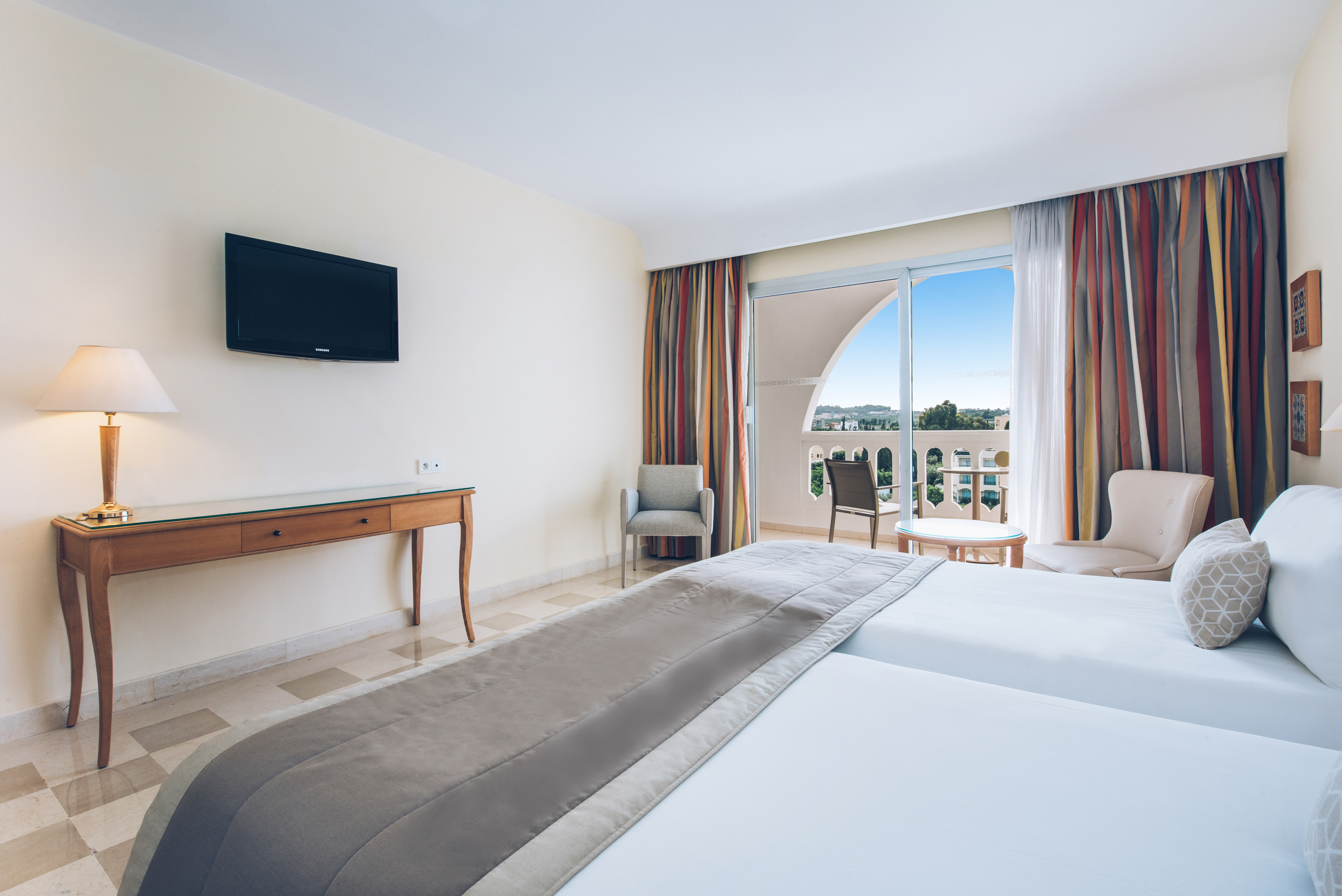 Double Single Pool View