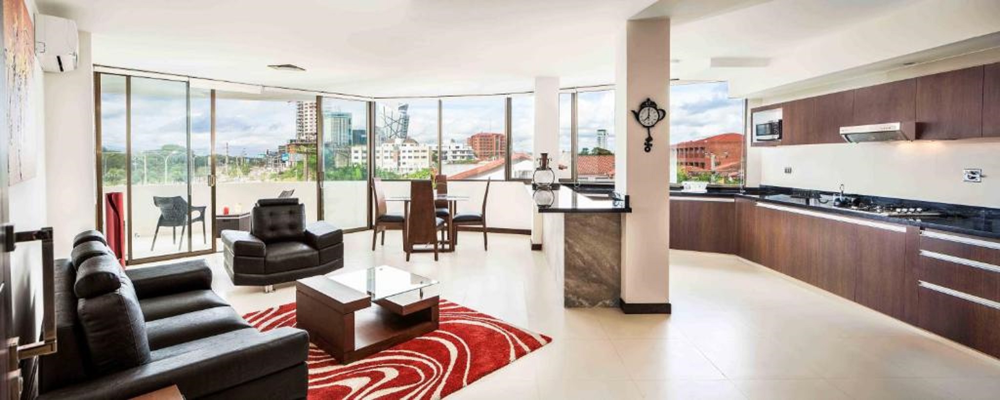 Family Room Capacity 4