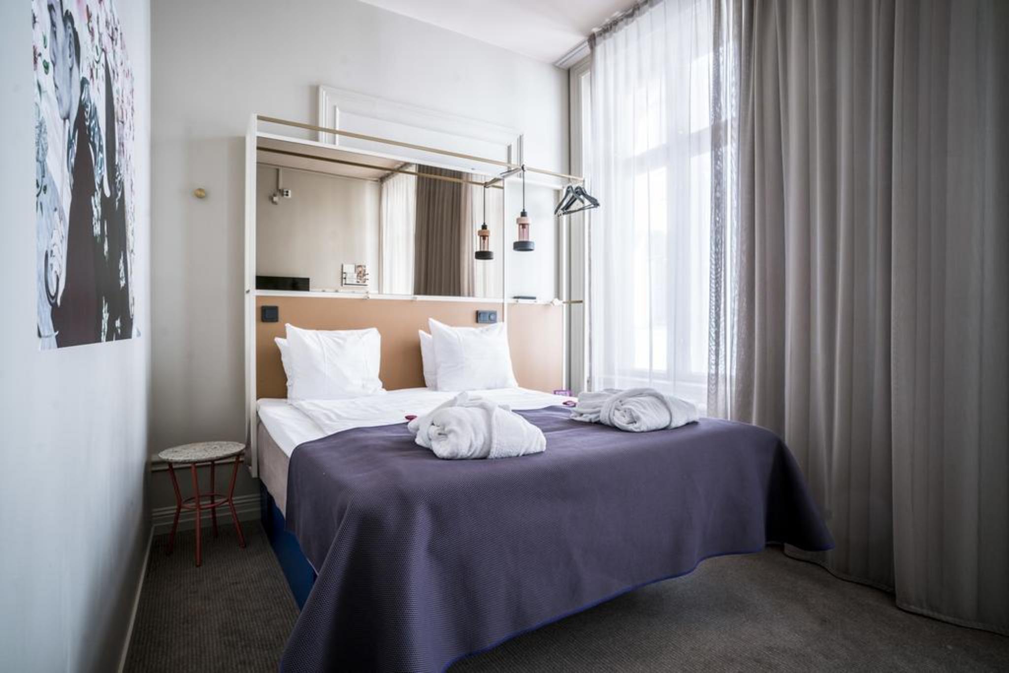 Double Single Superior