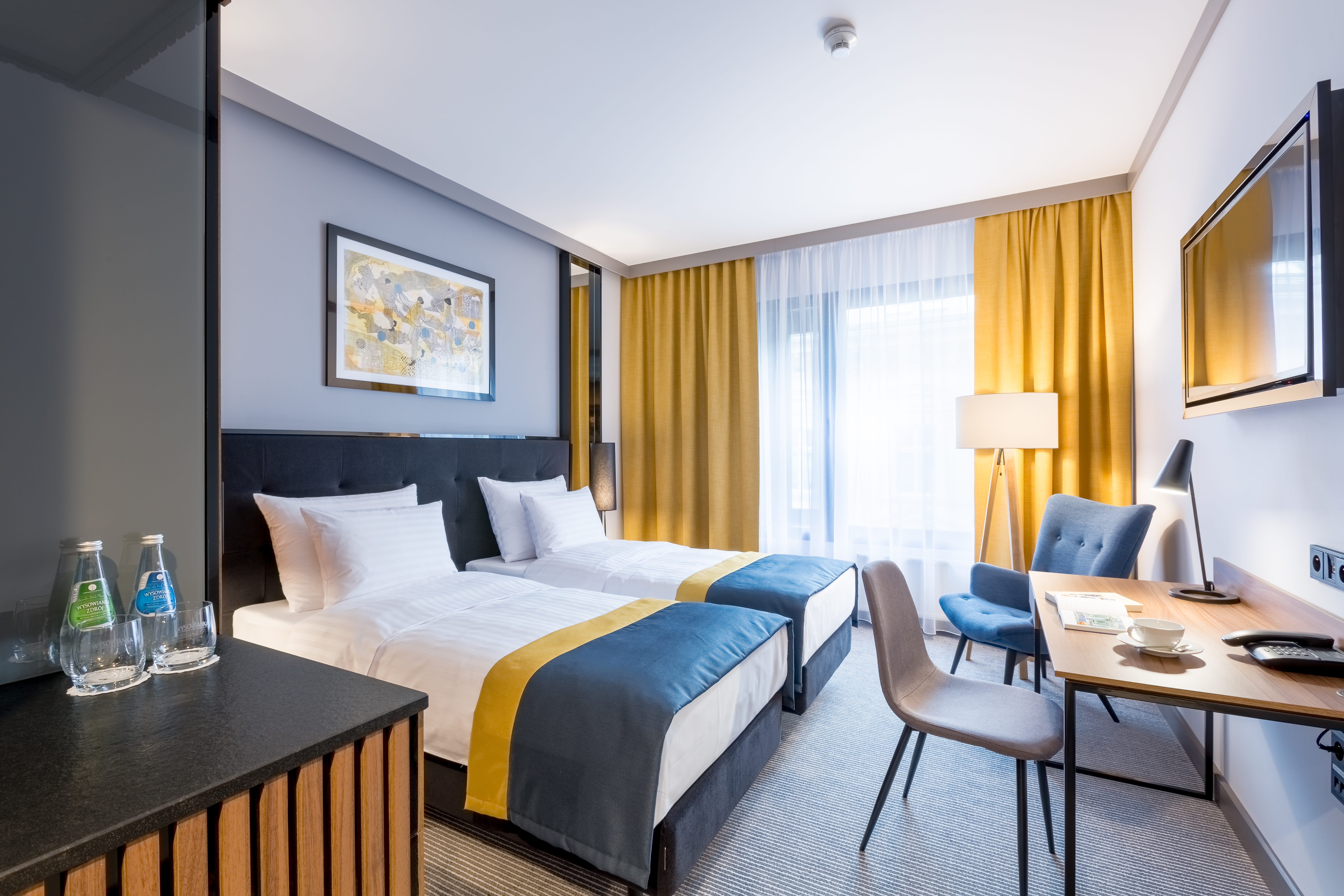 Double or Twin Standard