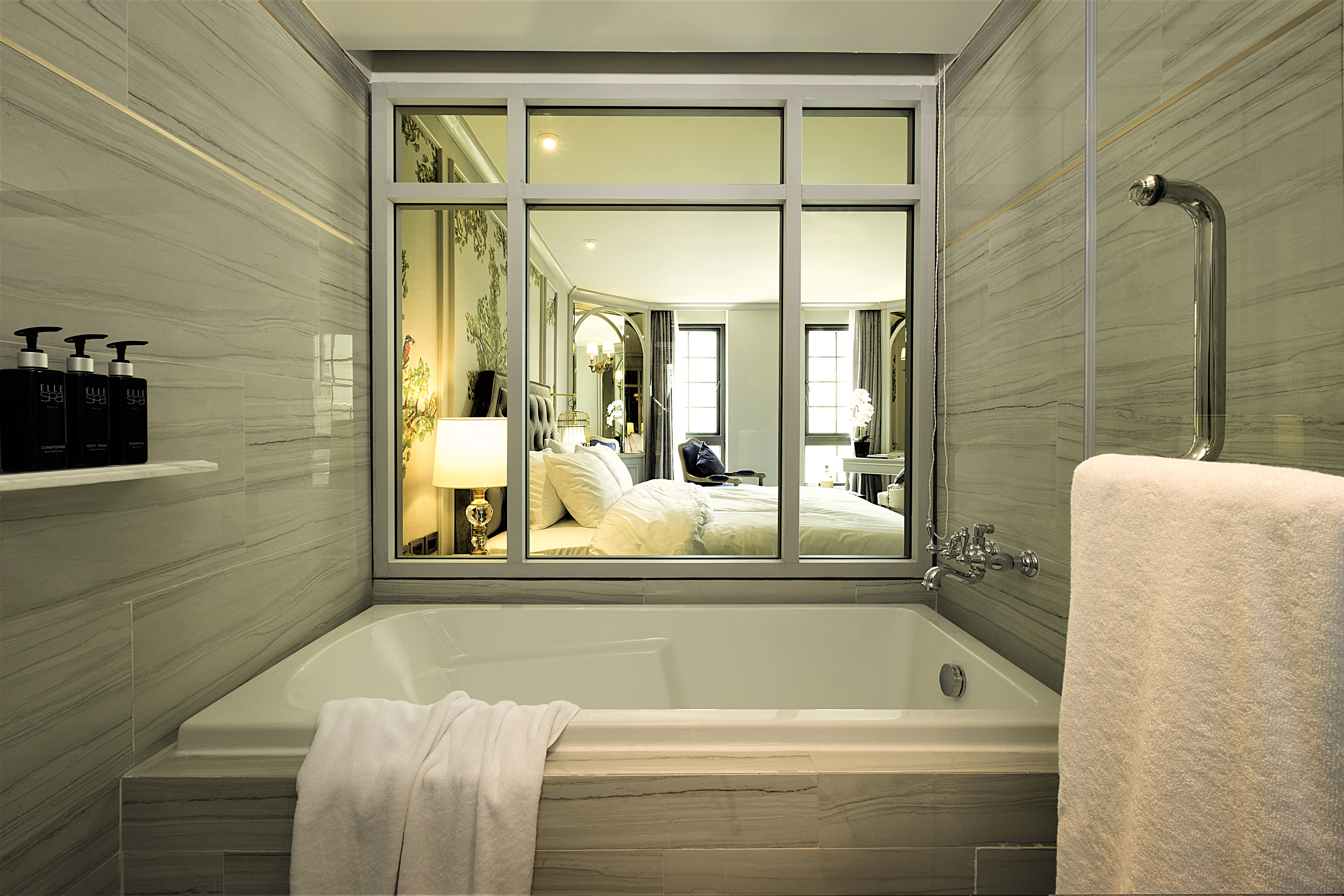 Double or Twin Deluxe