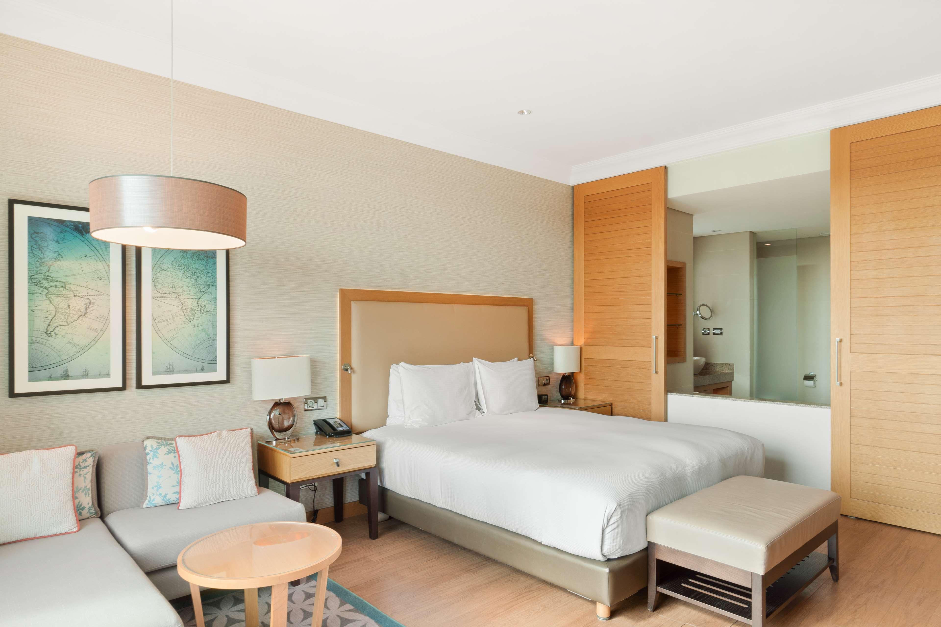 Double Superior King Bed