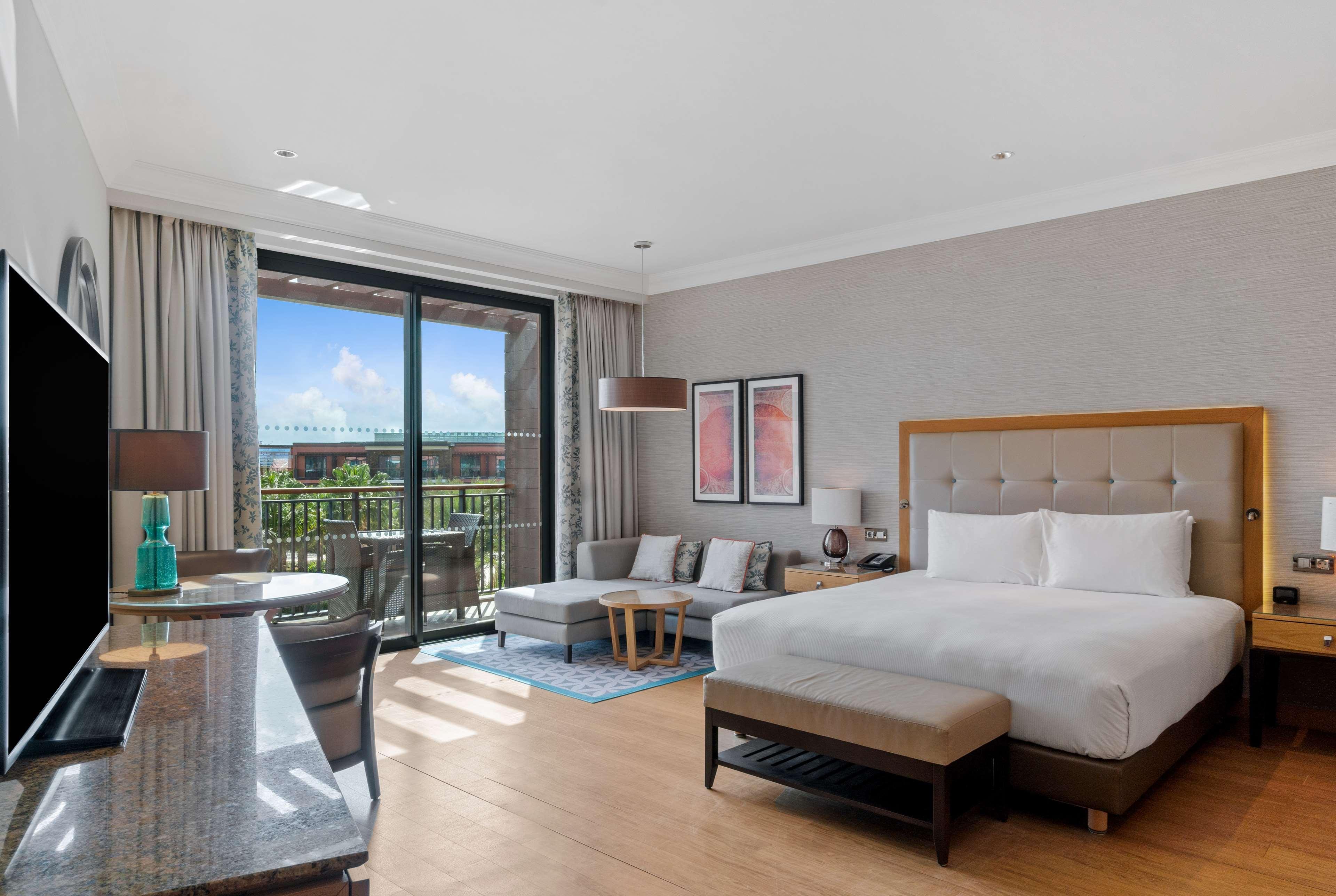 Double Superior King Bed