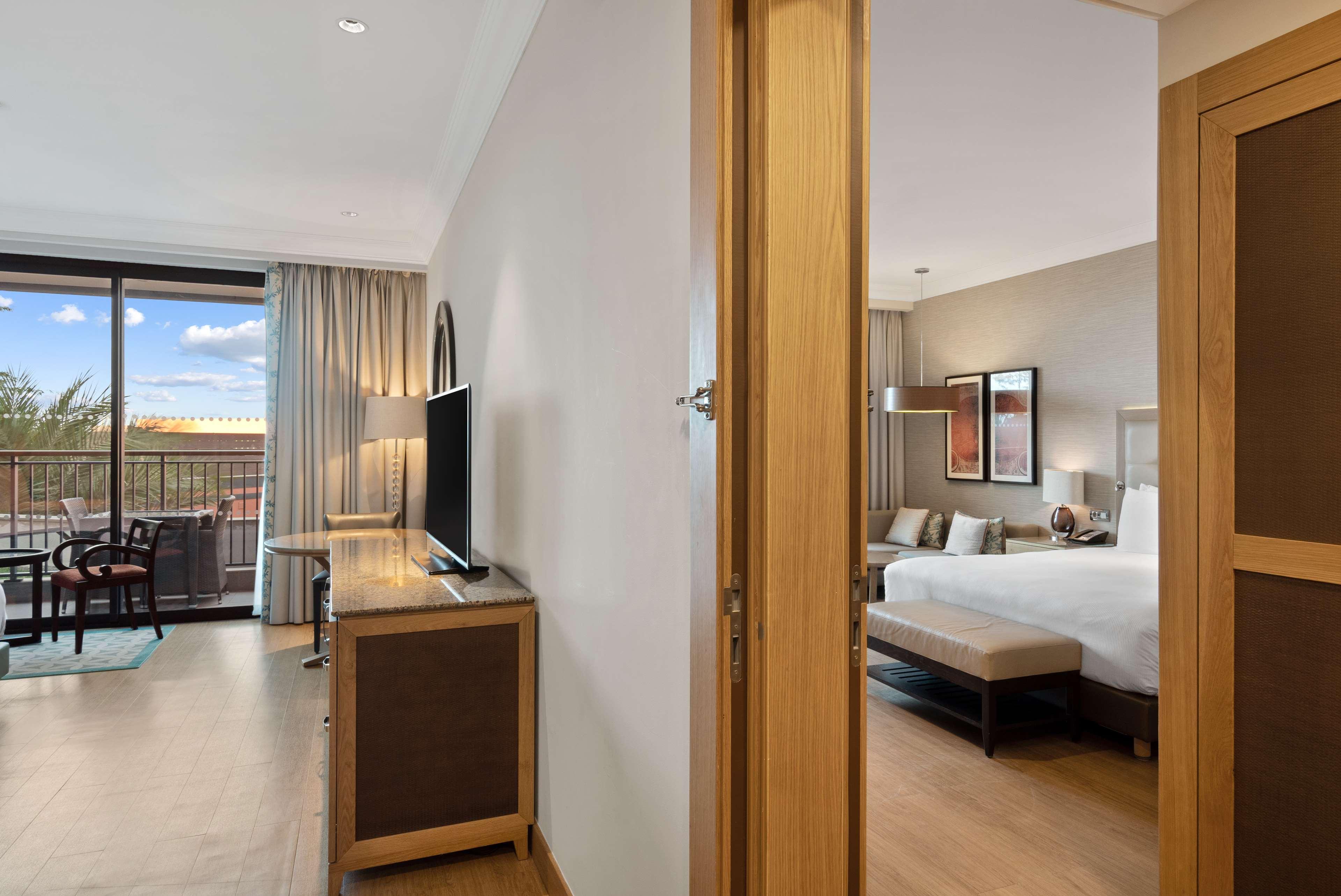 Suite Connecting Room