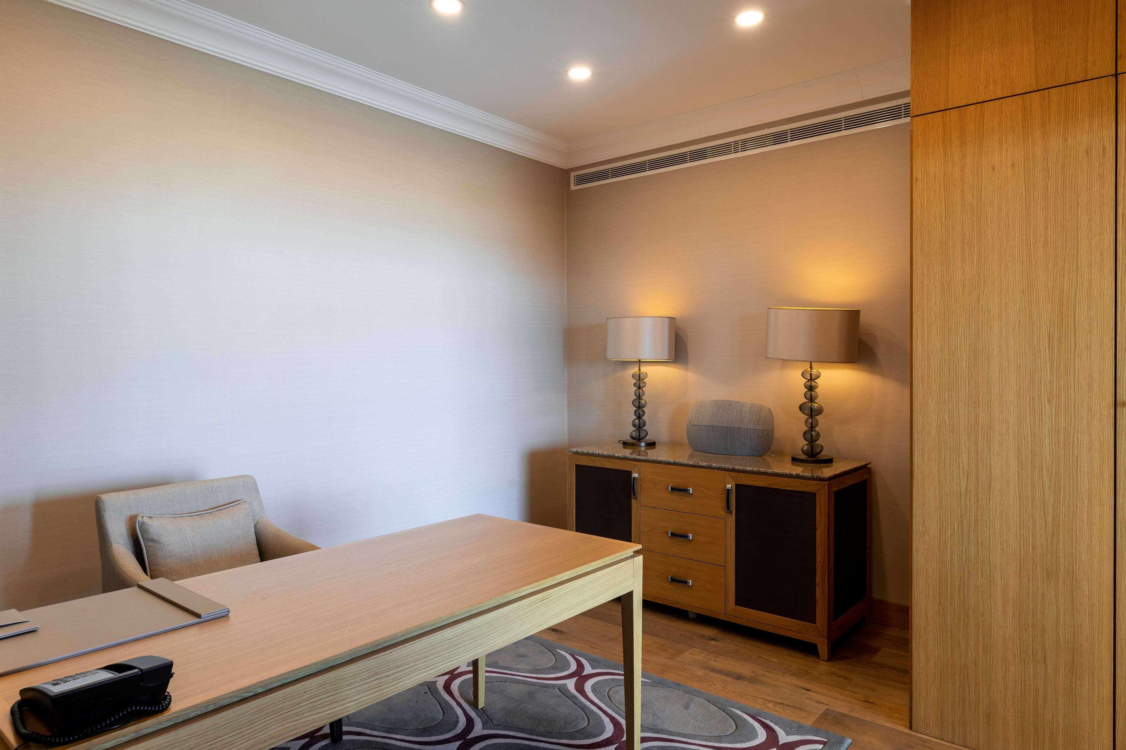 Suite Presidential with Views