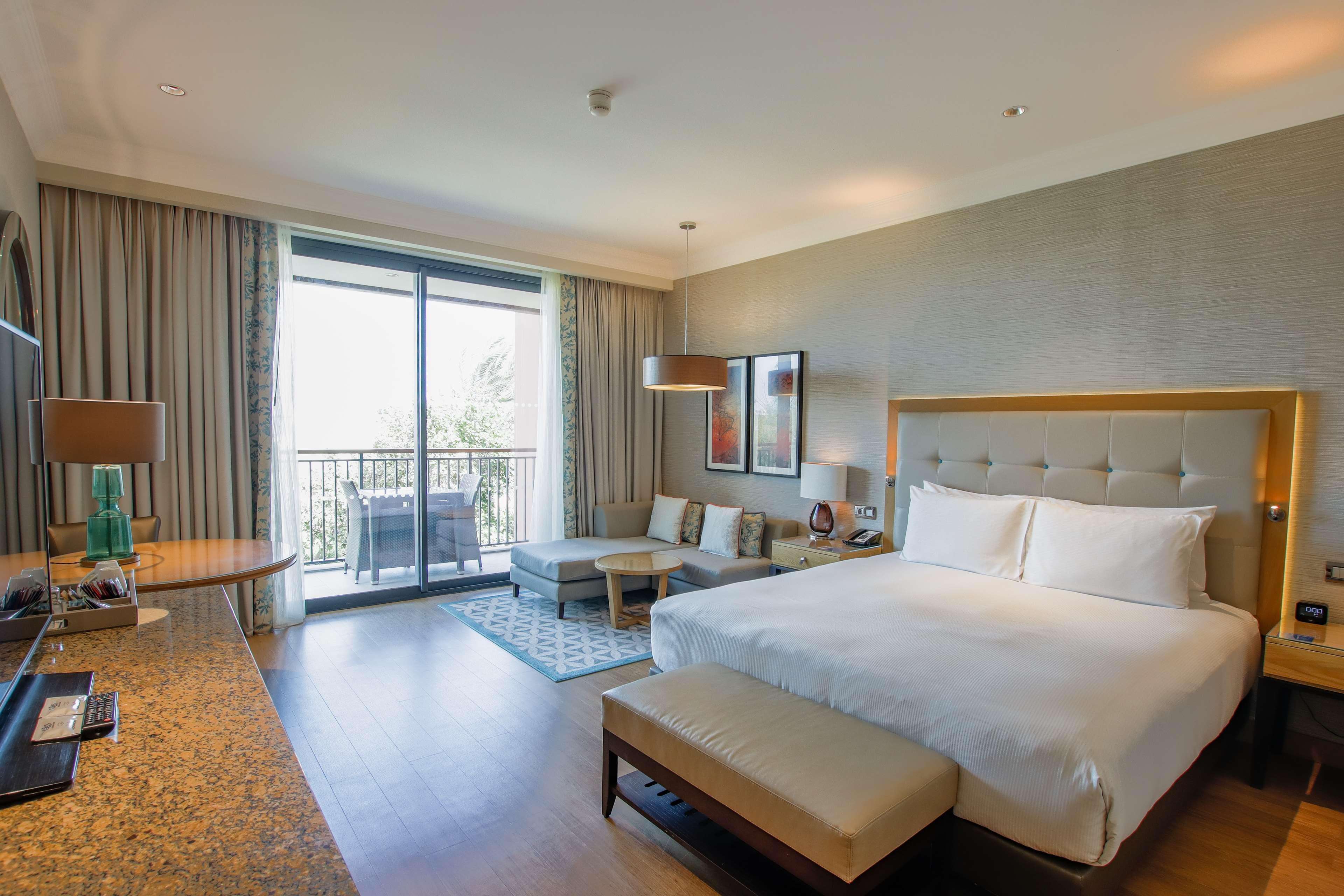 Double Superior King Bed