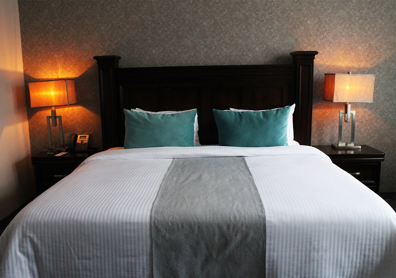 Double Deluxe King Bed