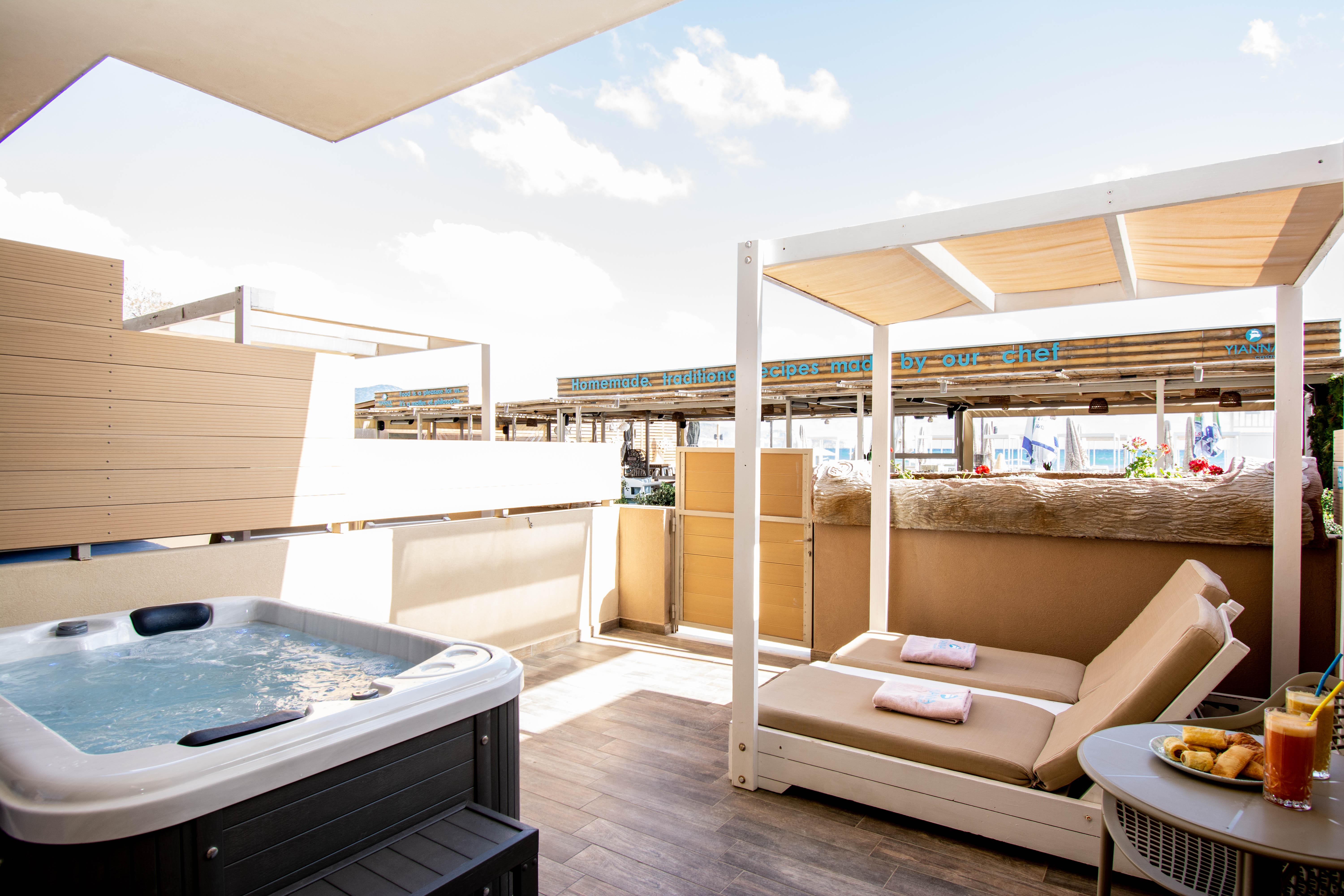 Junior Suite Deluxe with Jacuzzi