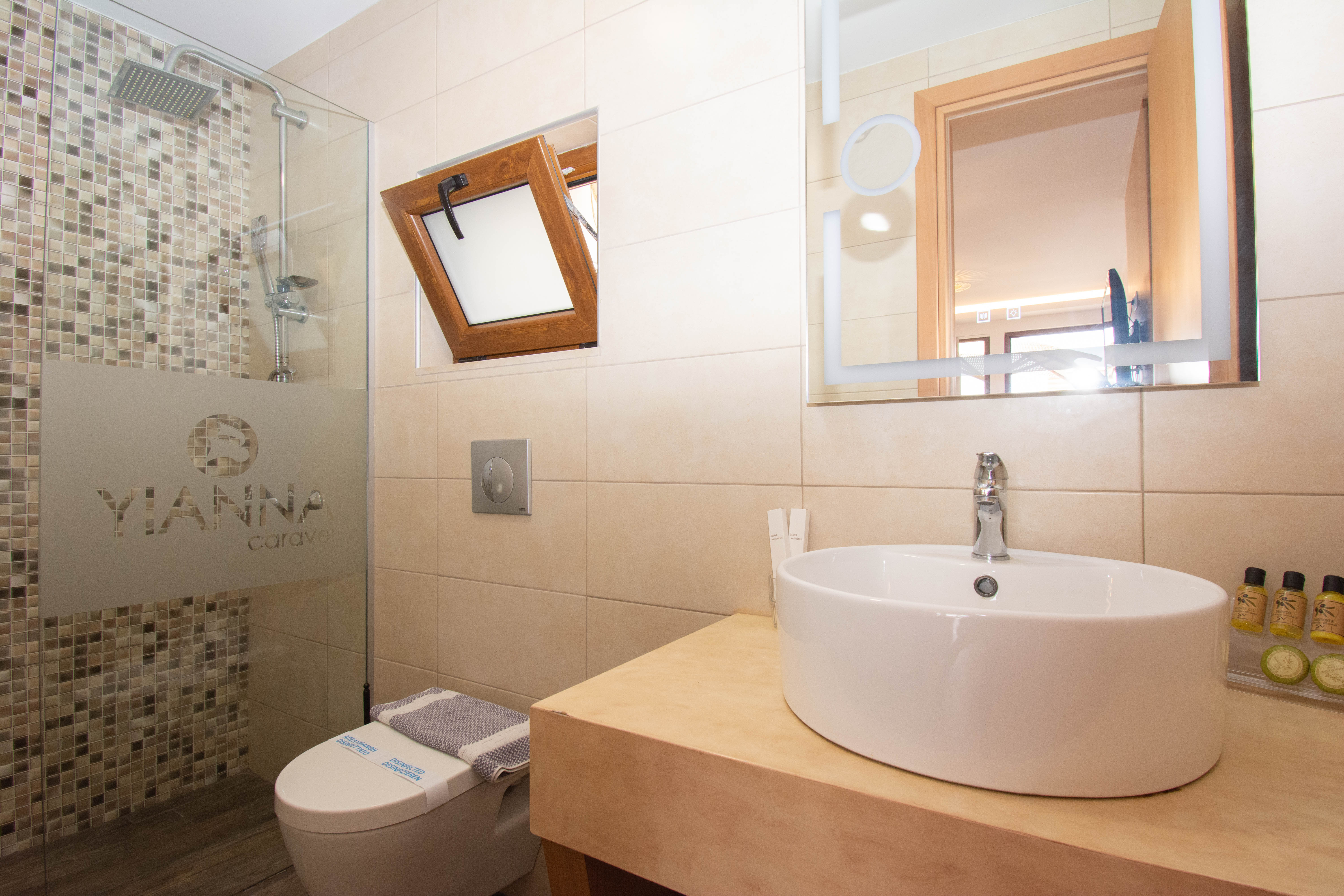 Double Deluxe with Jacuzzi