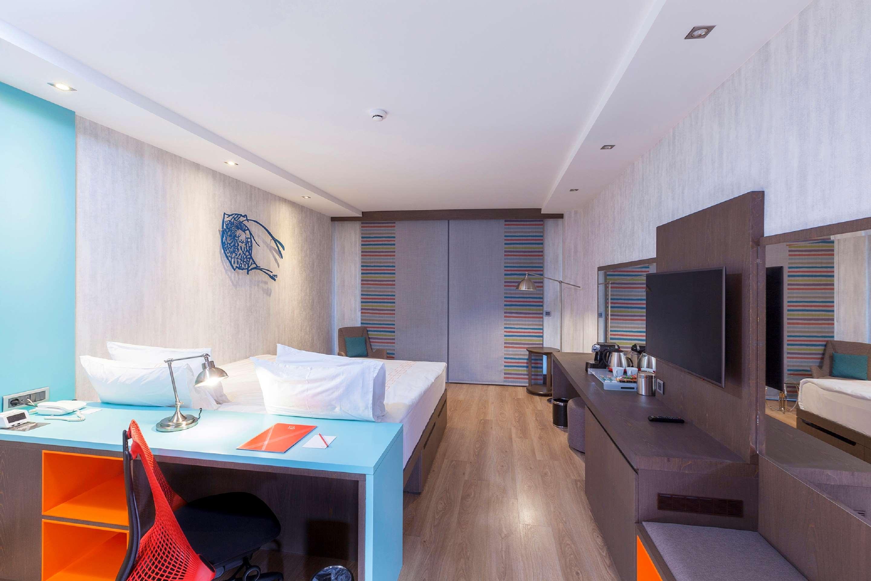 Double Queen Bed Non Smoking