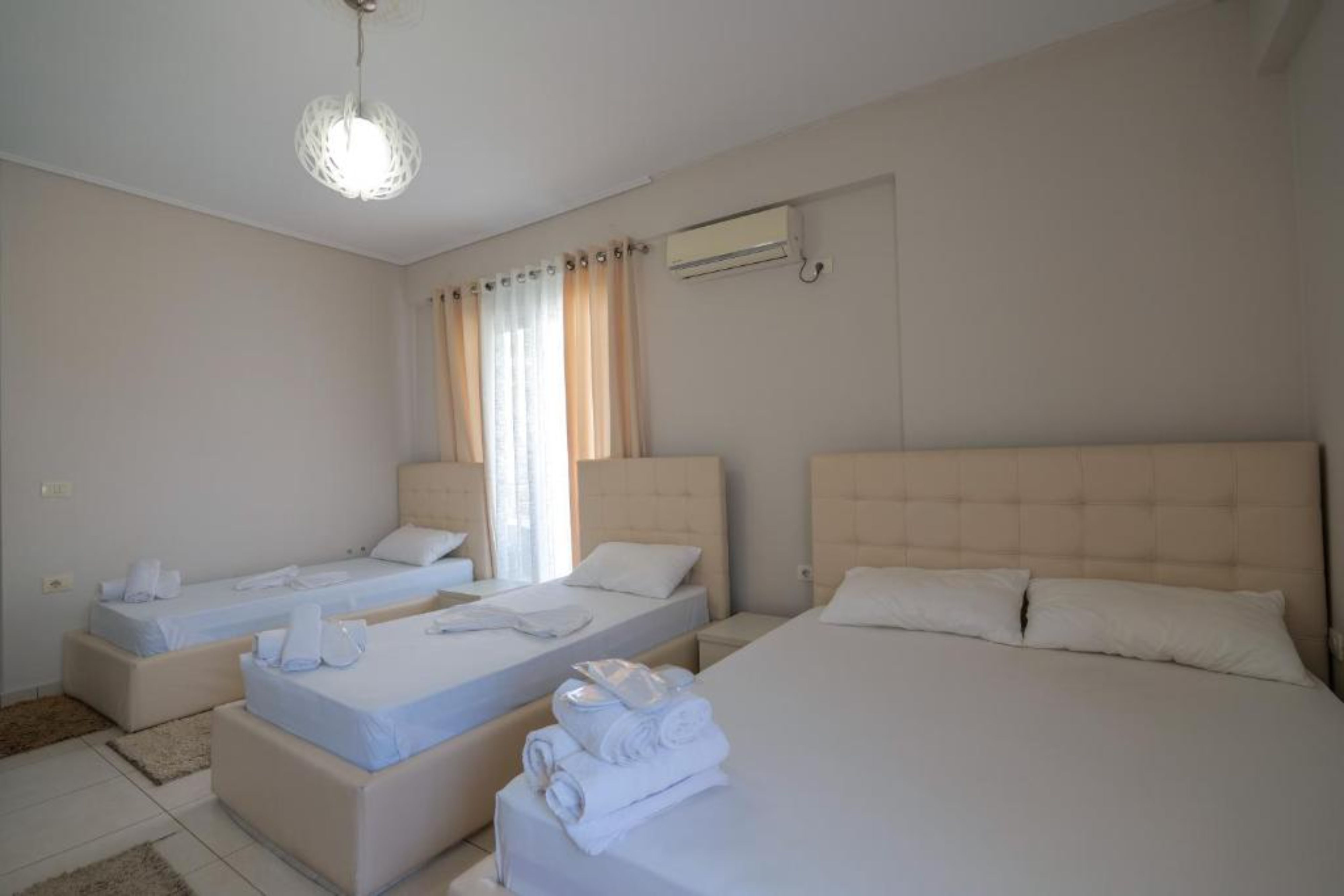 Quadruple Side Sea View