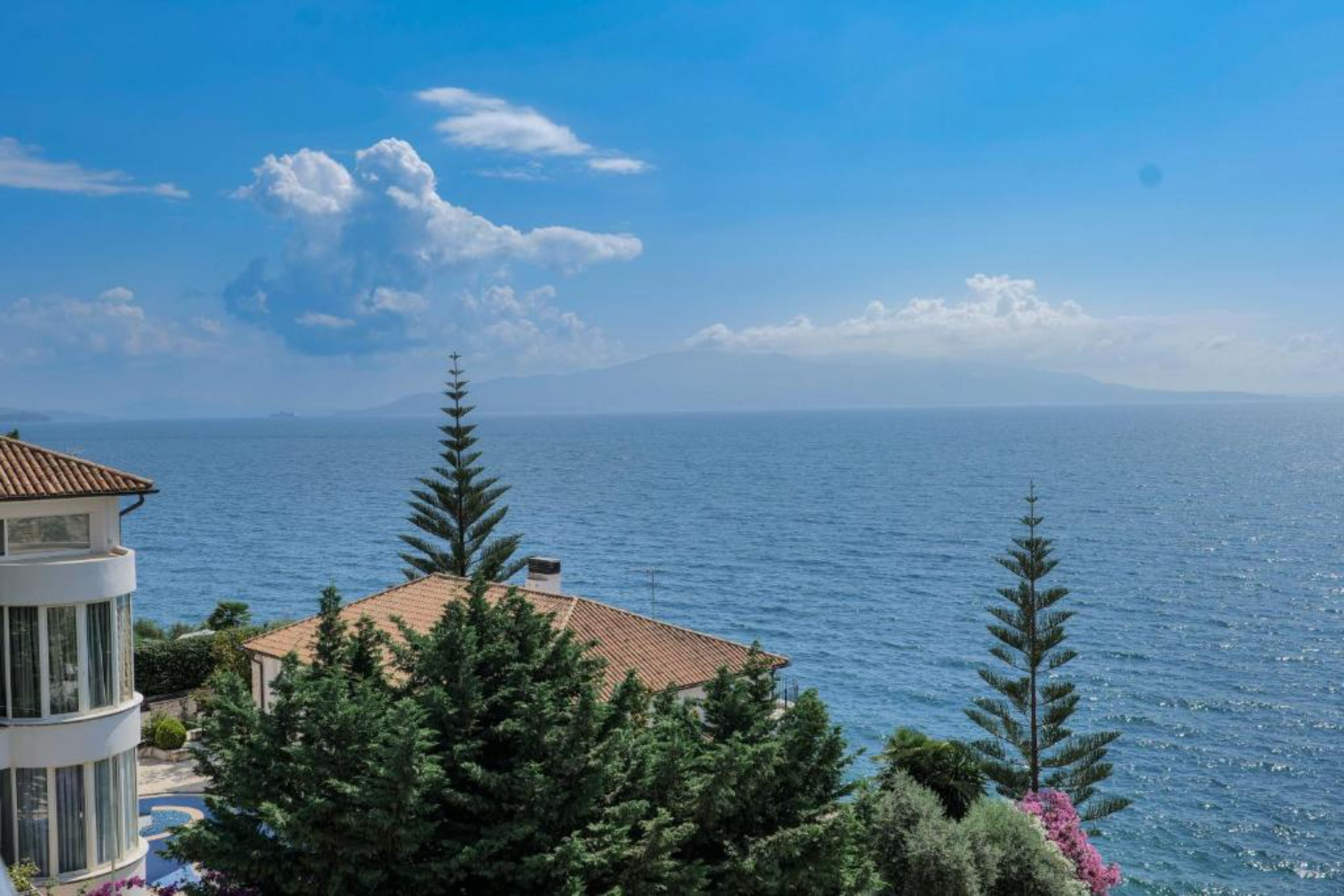 Triple Side Sea View