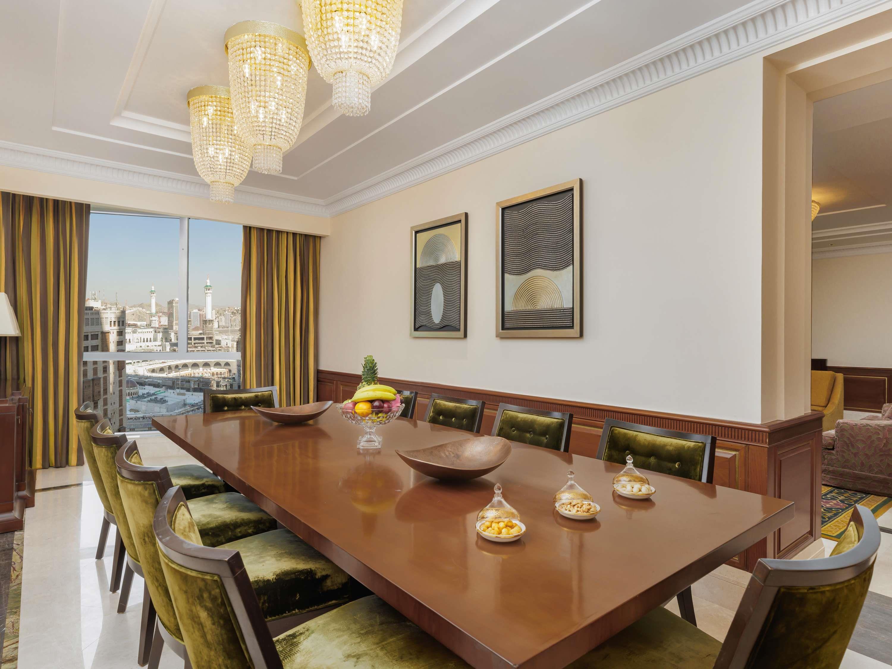 Suite Executive City View