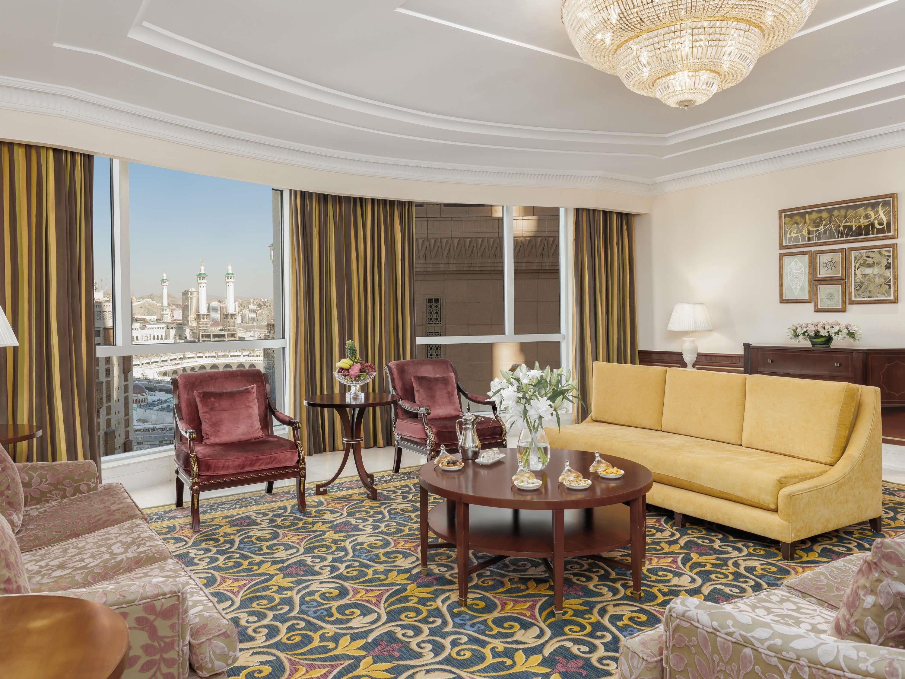 Suite Executive City View