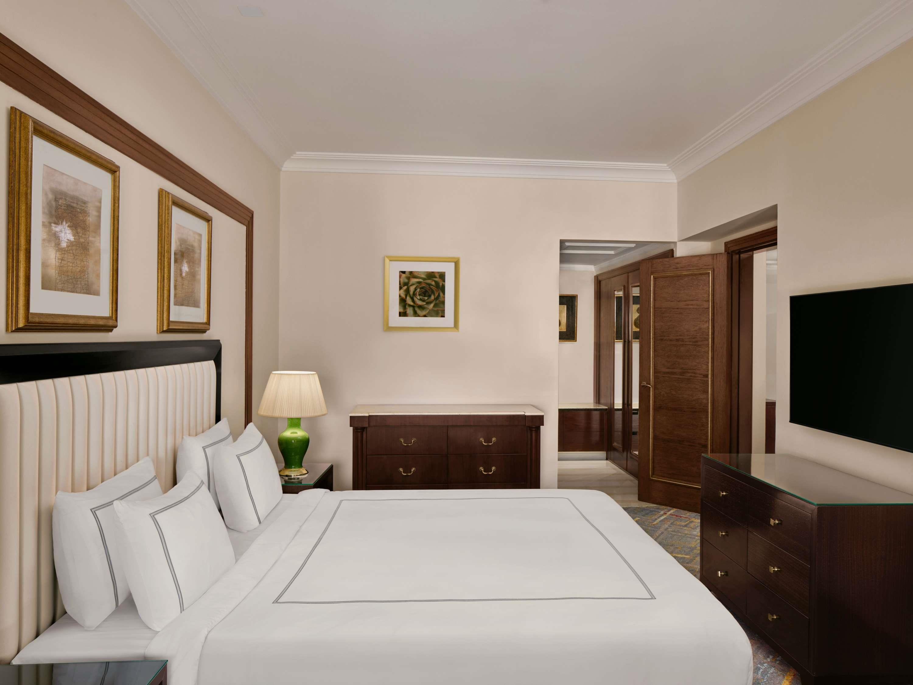 Suite King Bed Non Smoking