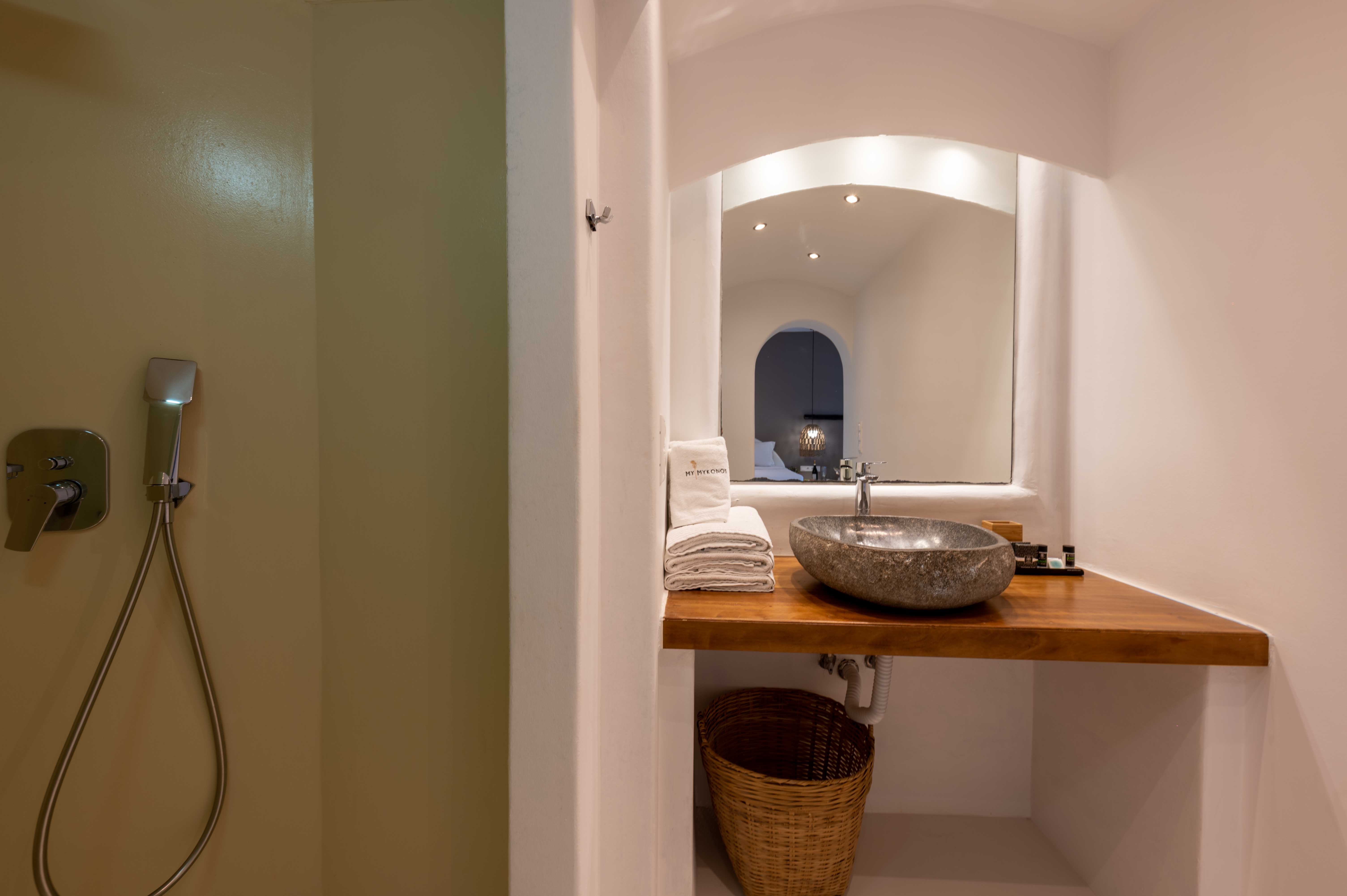 Family Room Capacity 4