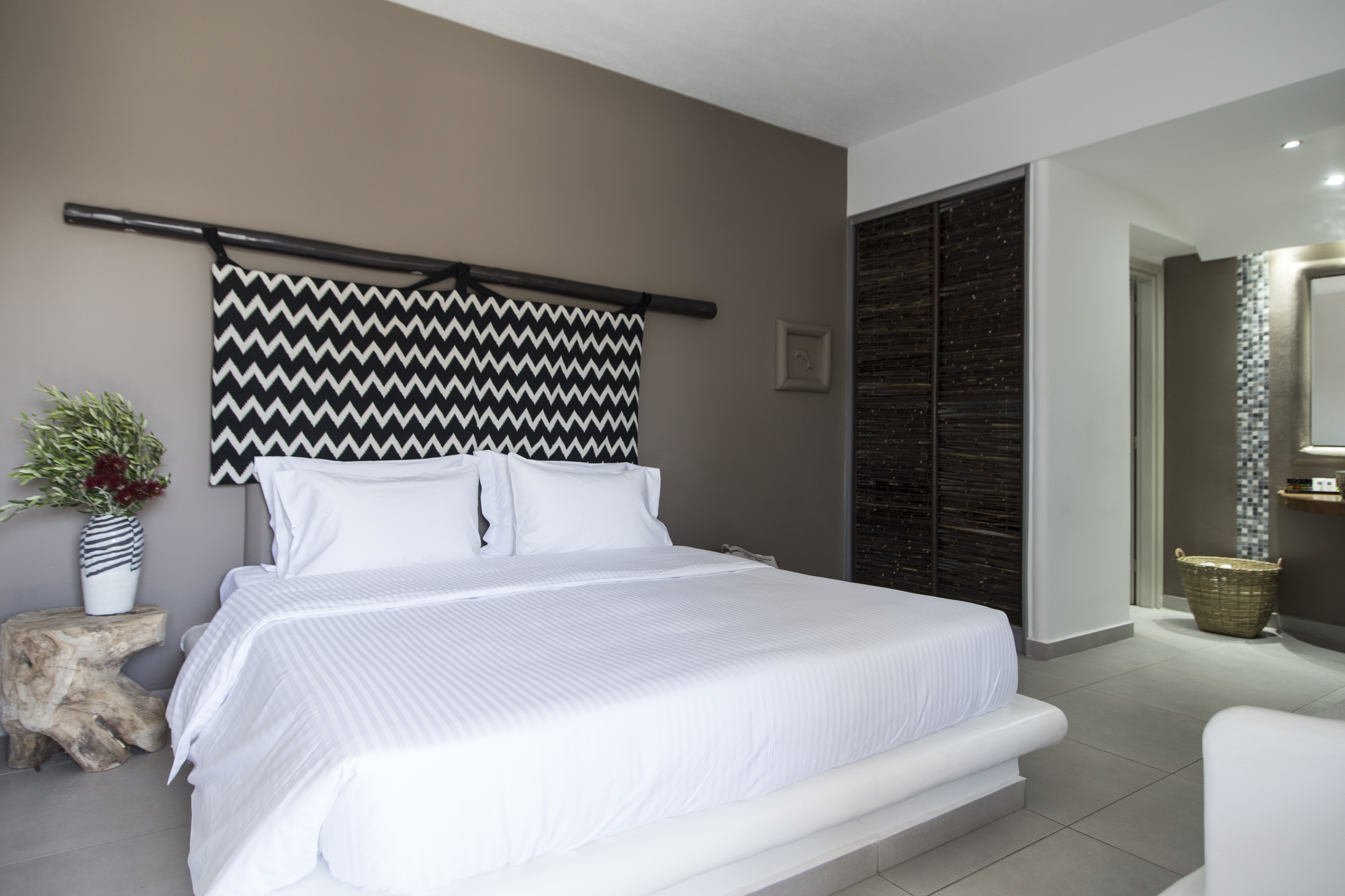 Family Room Capacity 3