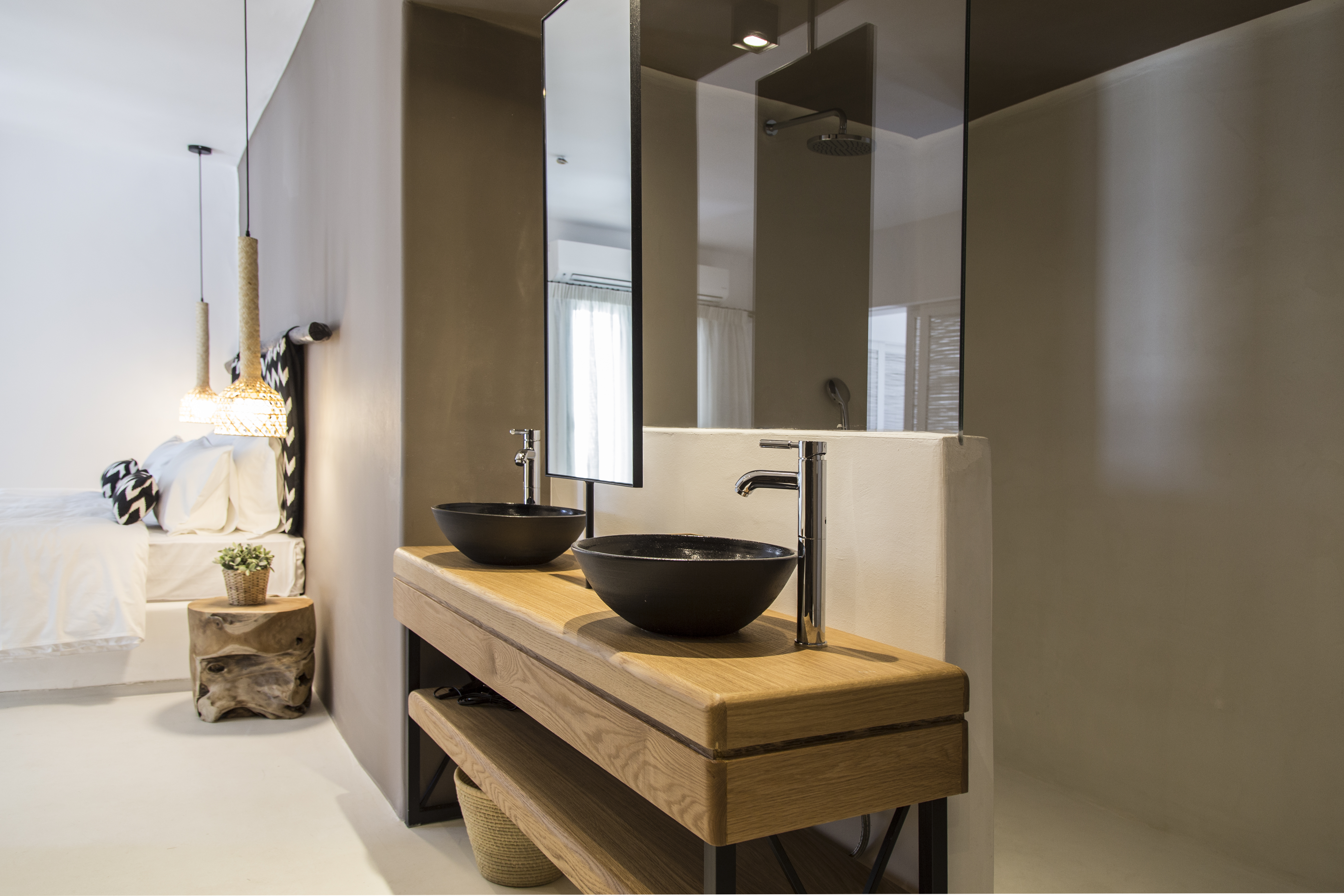 Suite Two Bedrooms