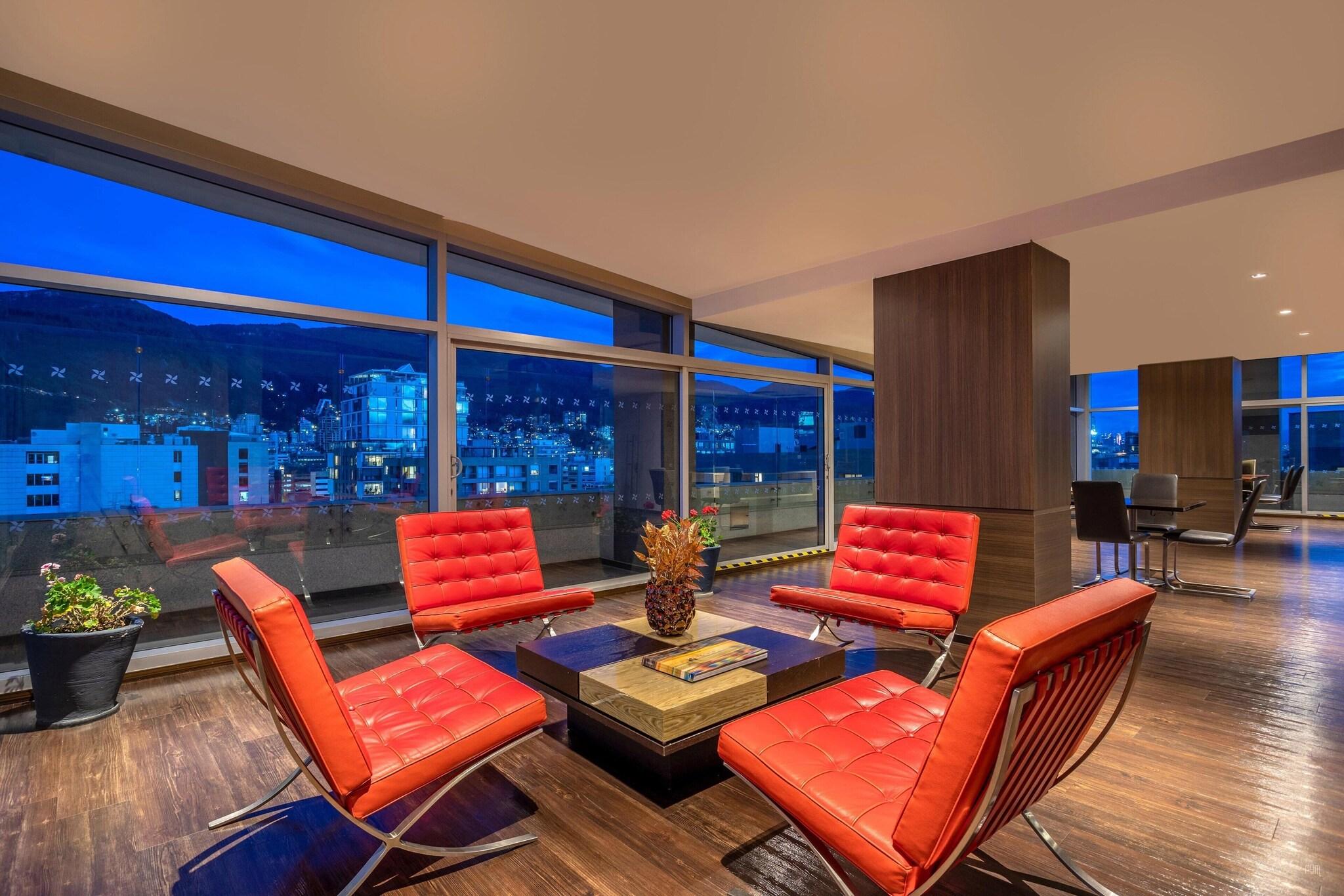 Double Club Executive