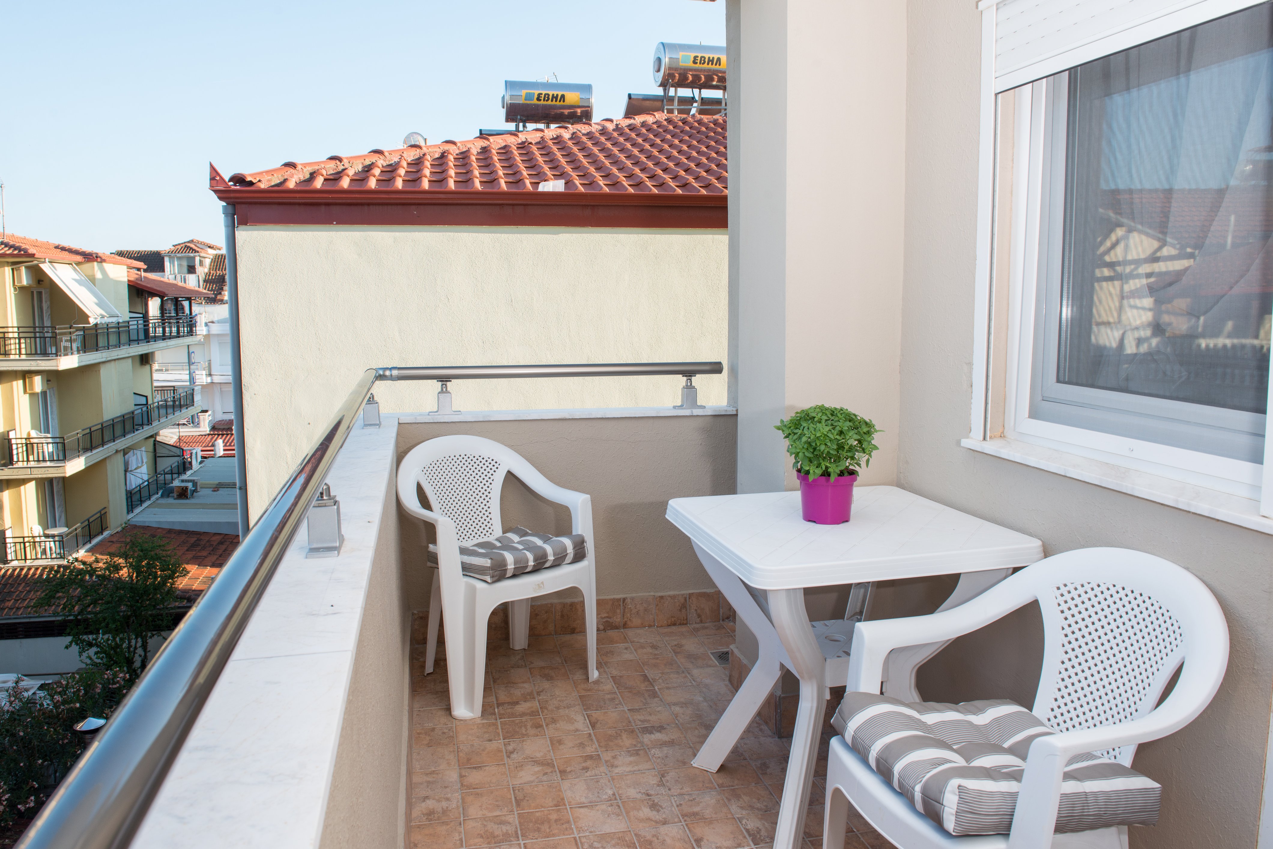 Studio Superior Side Sea View