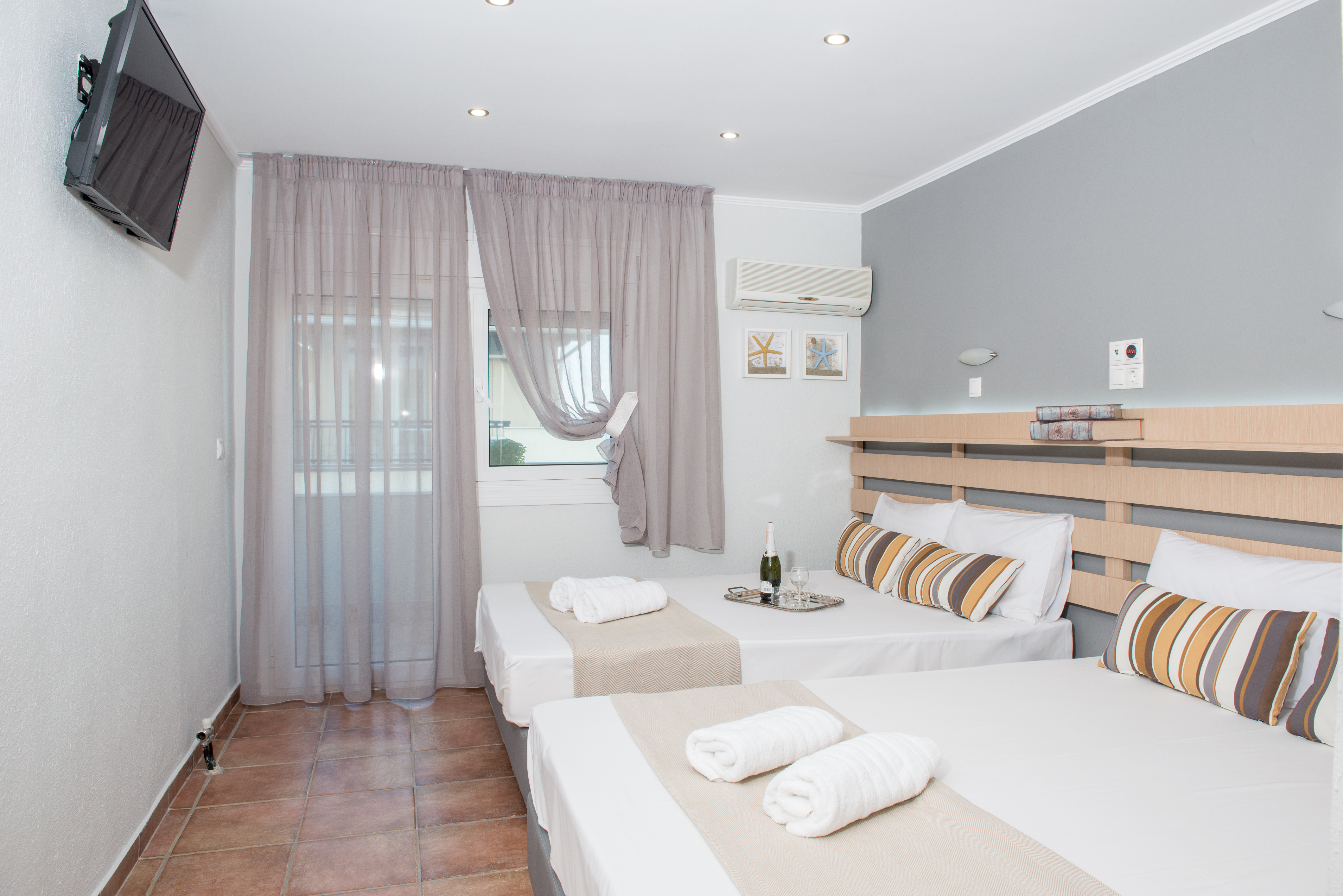 Studio Superior Side Sea View