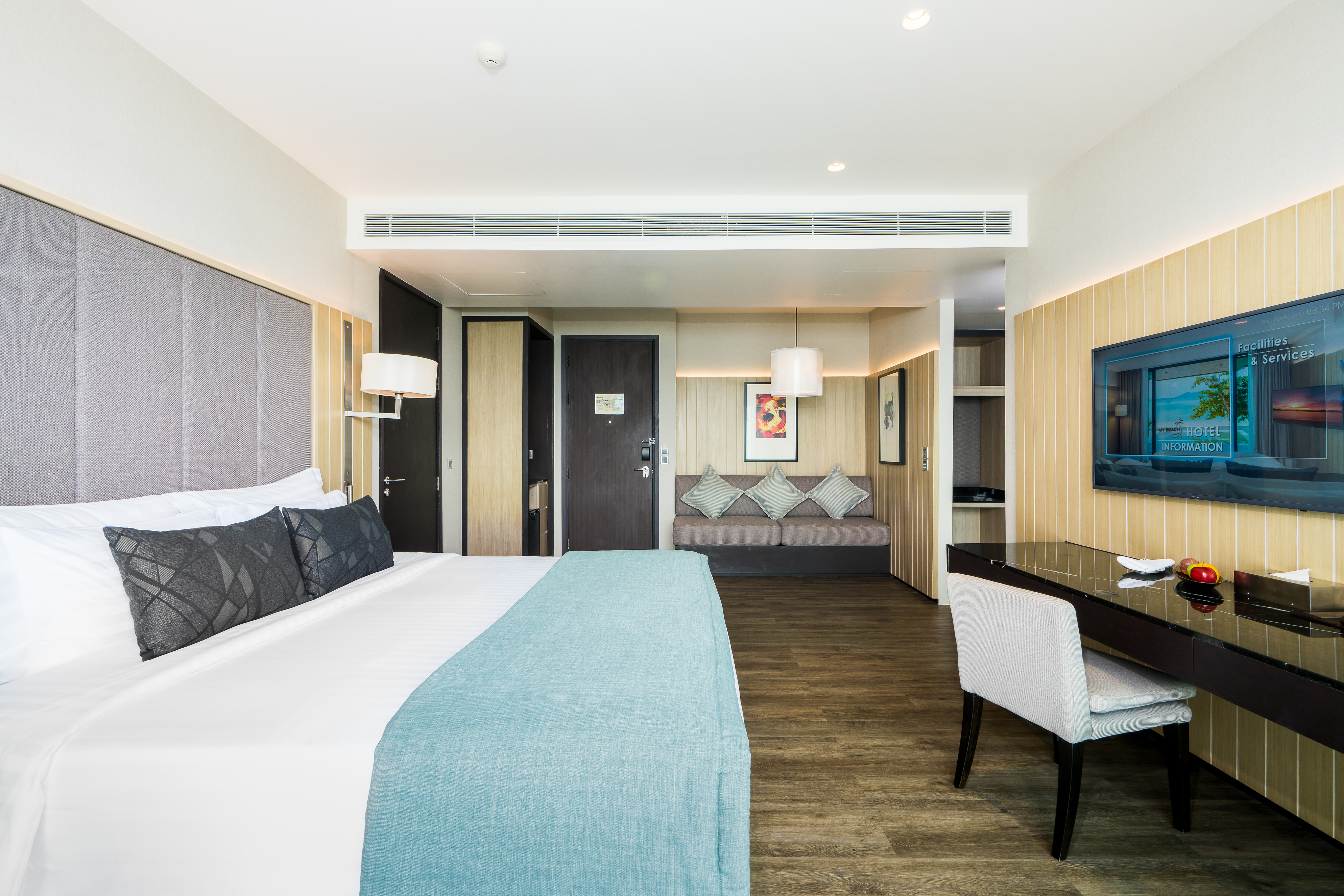 Double or Twin Premier Sea View