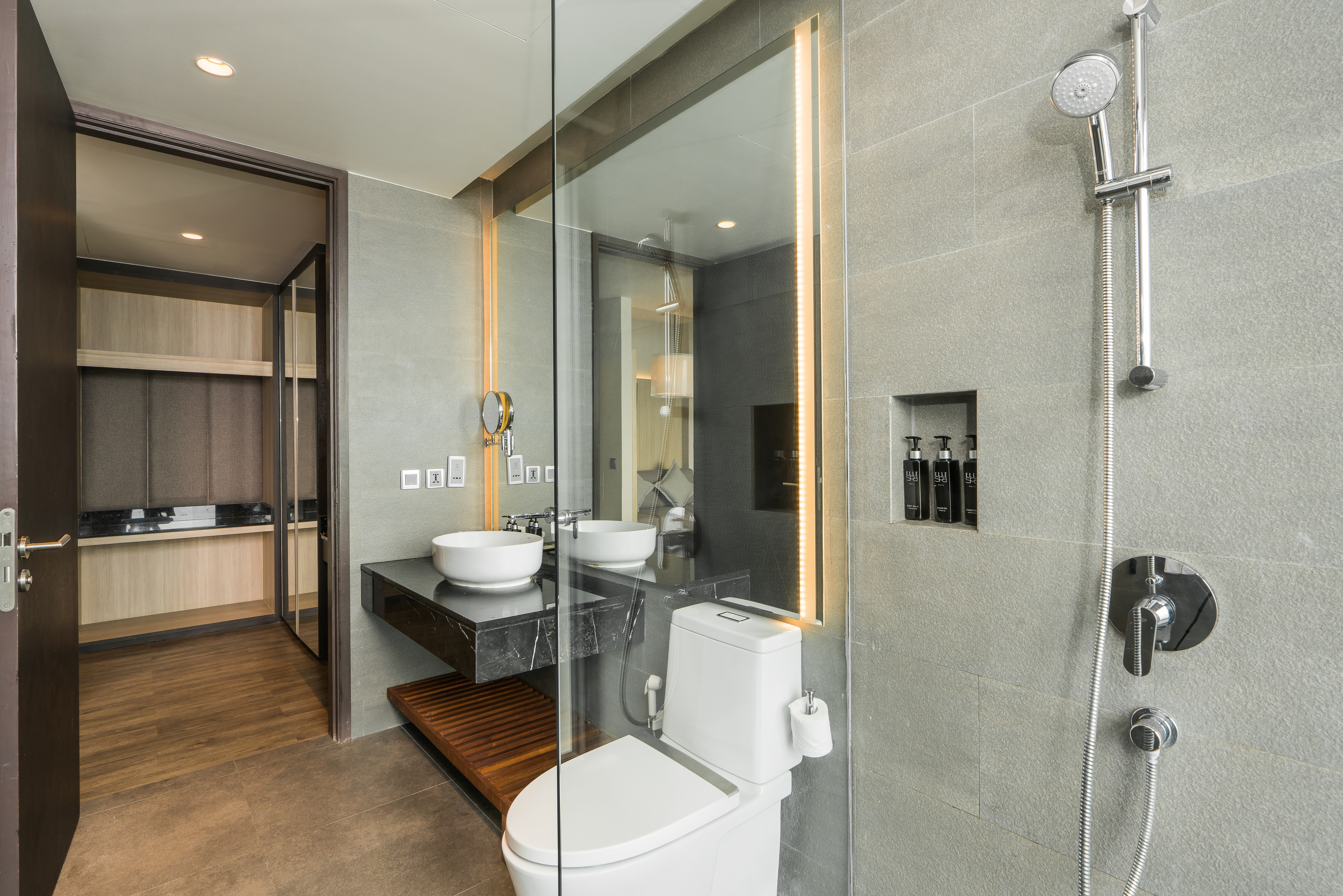 Double or Twin Premier Sea View