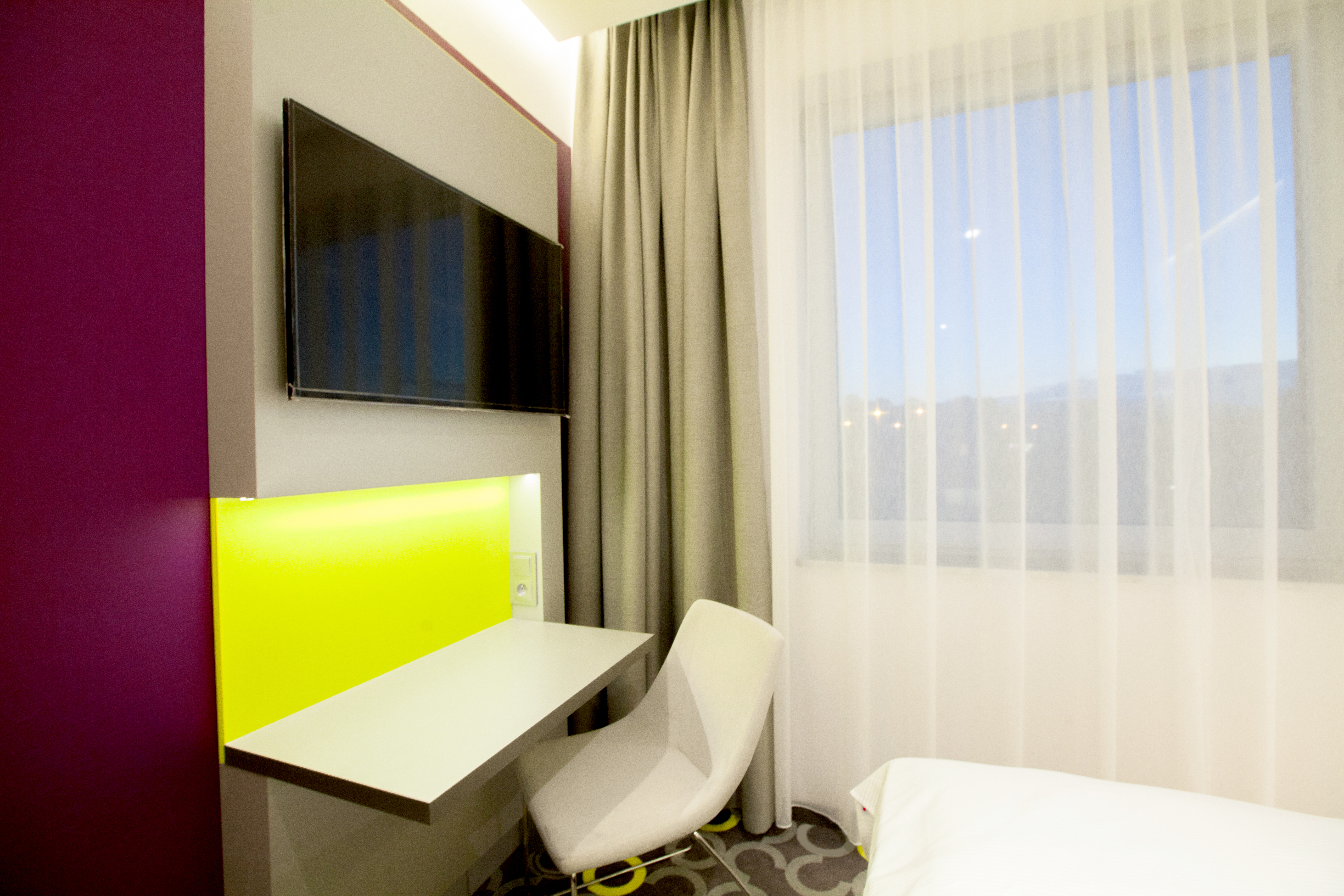 Double or Twin Standard