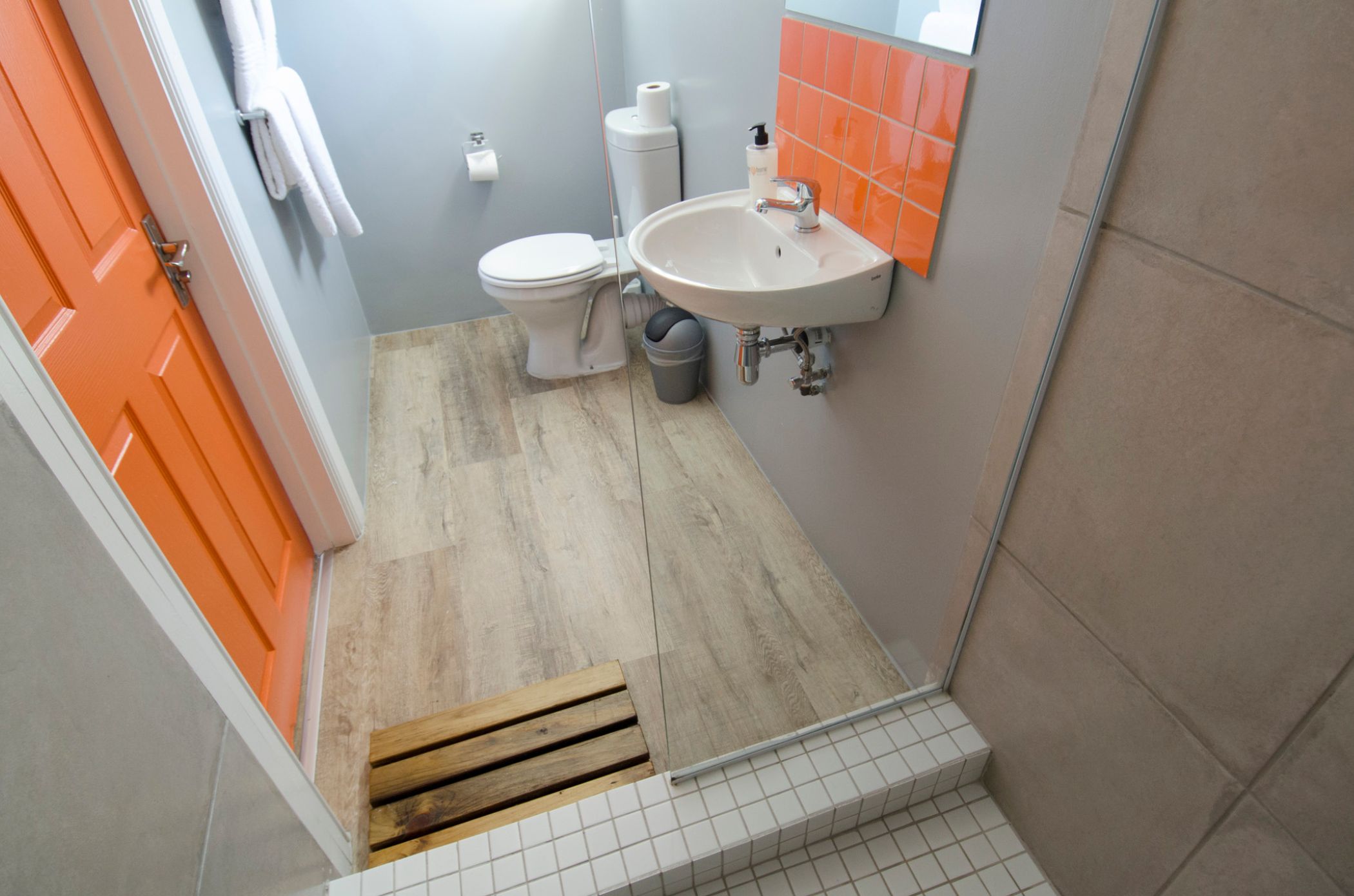 Bed in Dormitory Standard