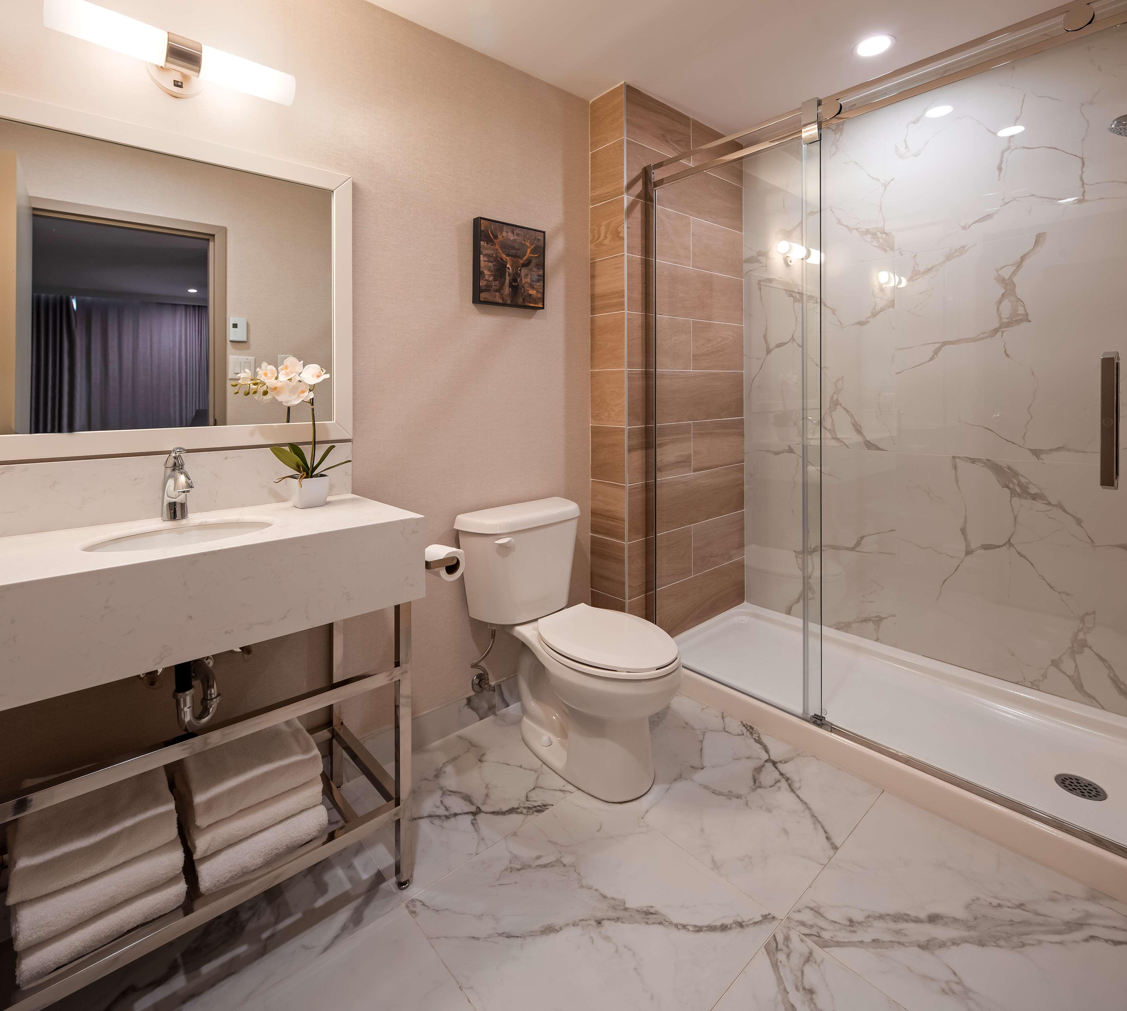 Family Room Two Queen Beds