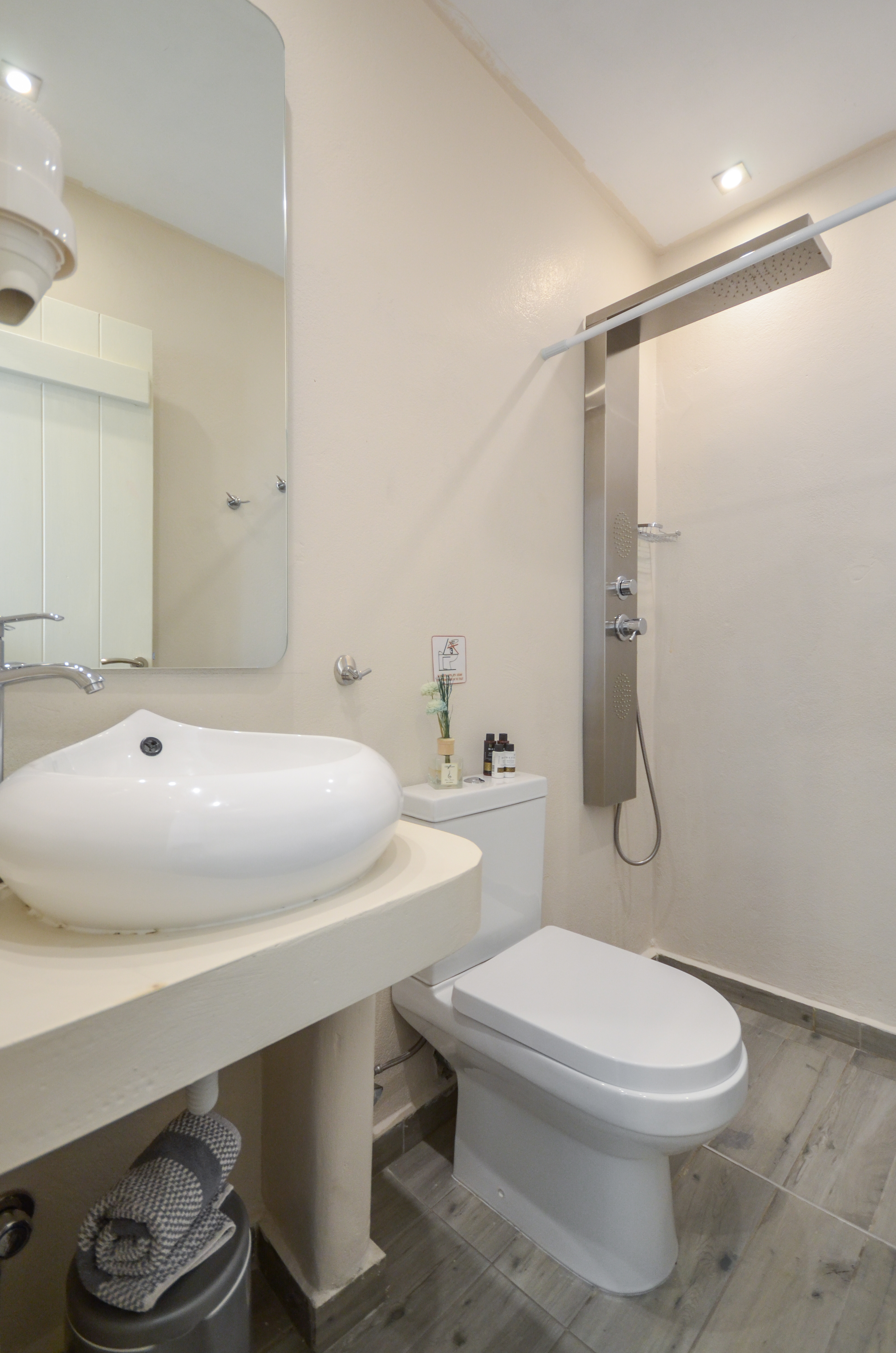 Apartment Capacity 6