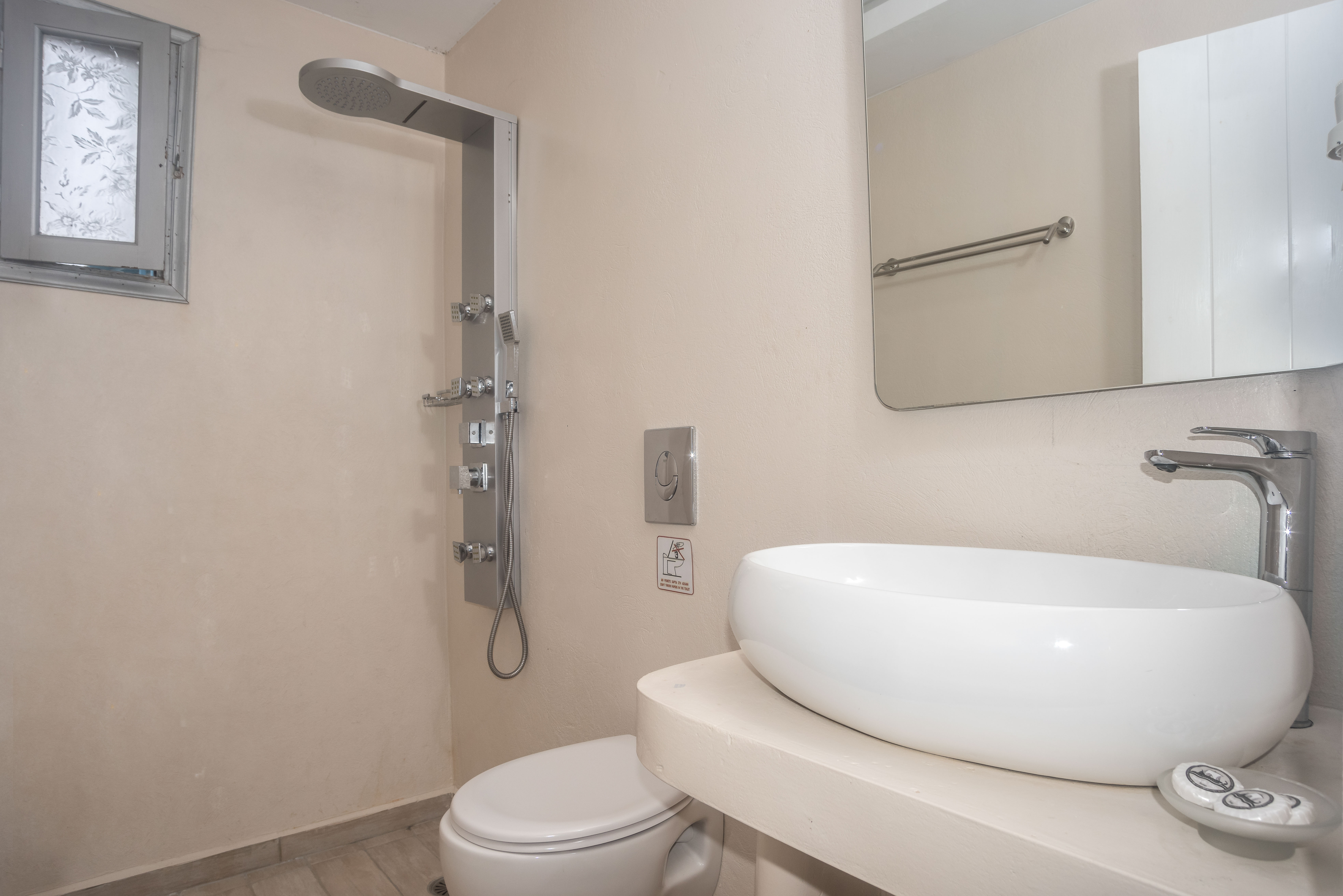 Apartment Capacity 6