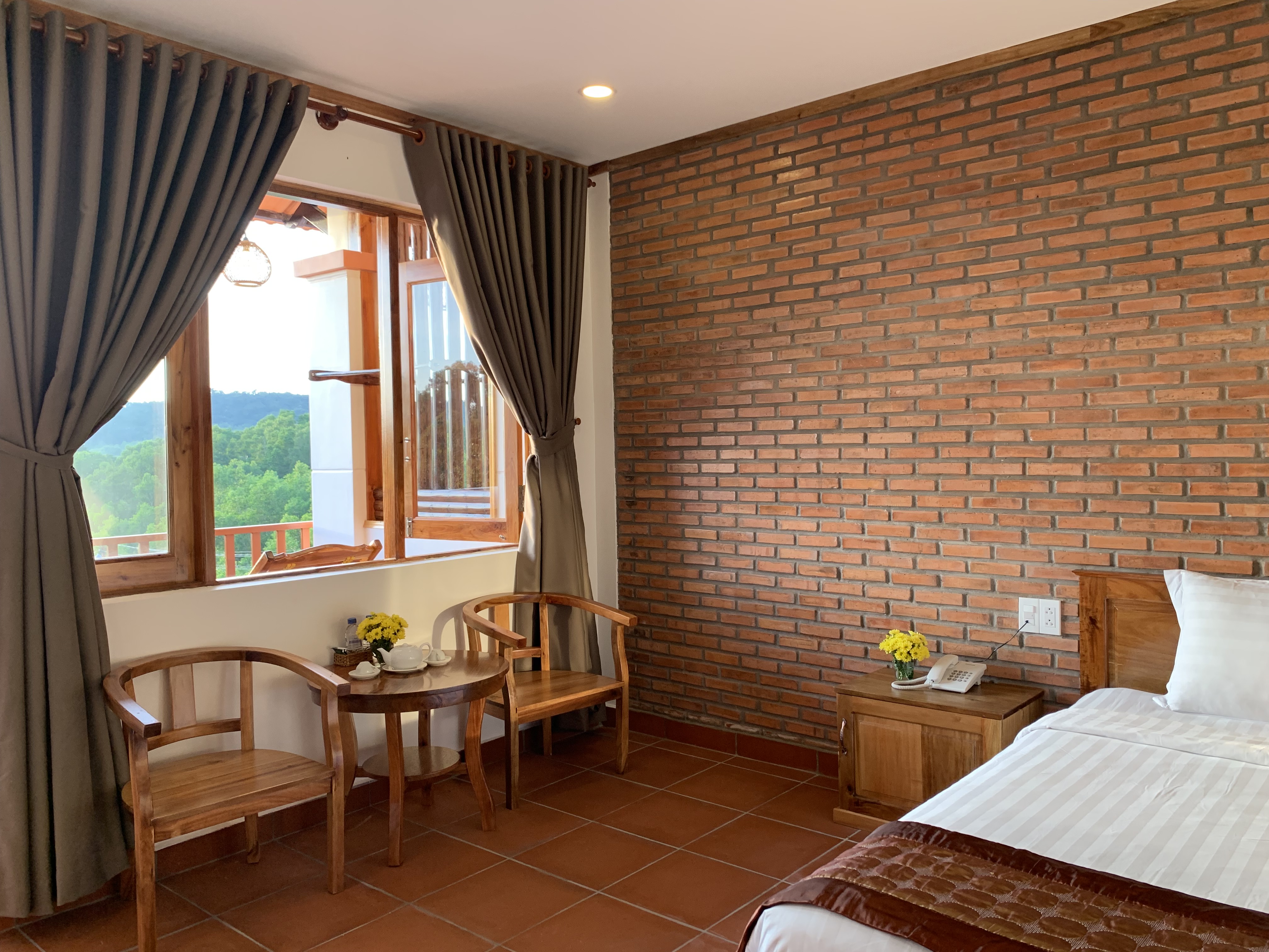 Twin Deluxe Garden View