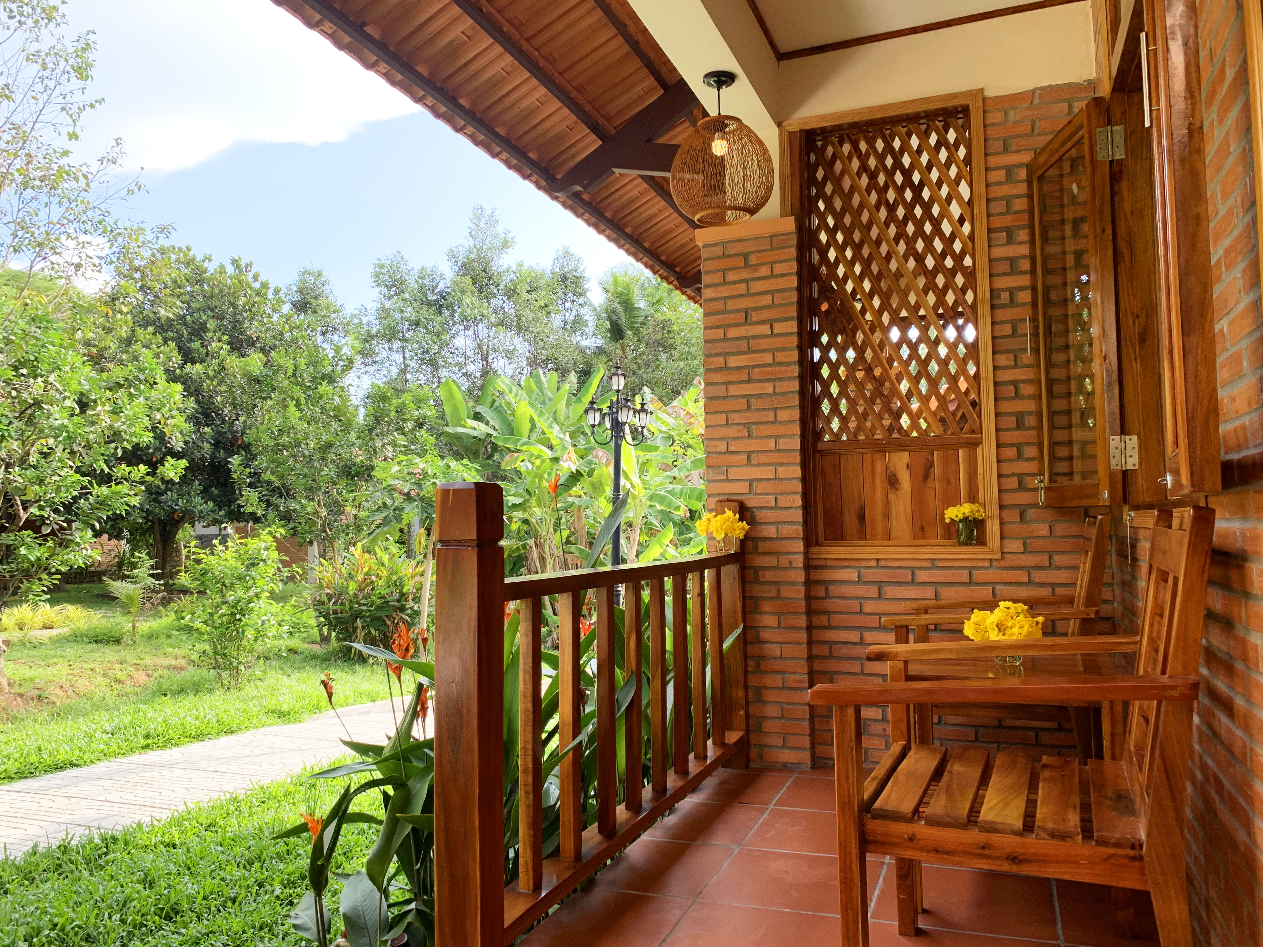 Double Classic Garden View