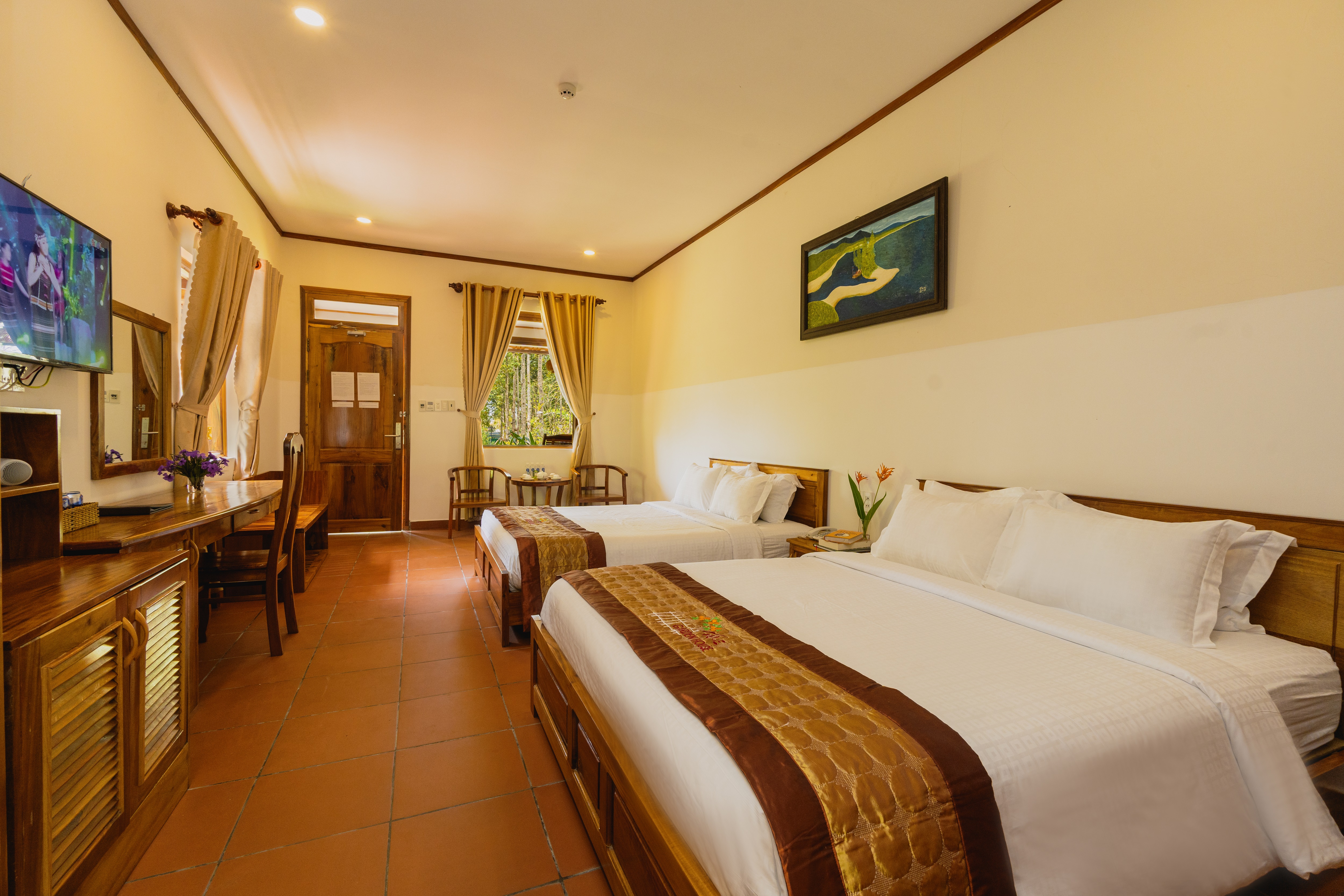 Family Room Superior Garden View