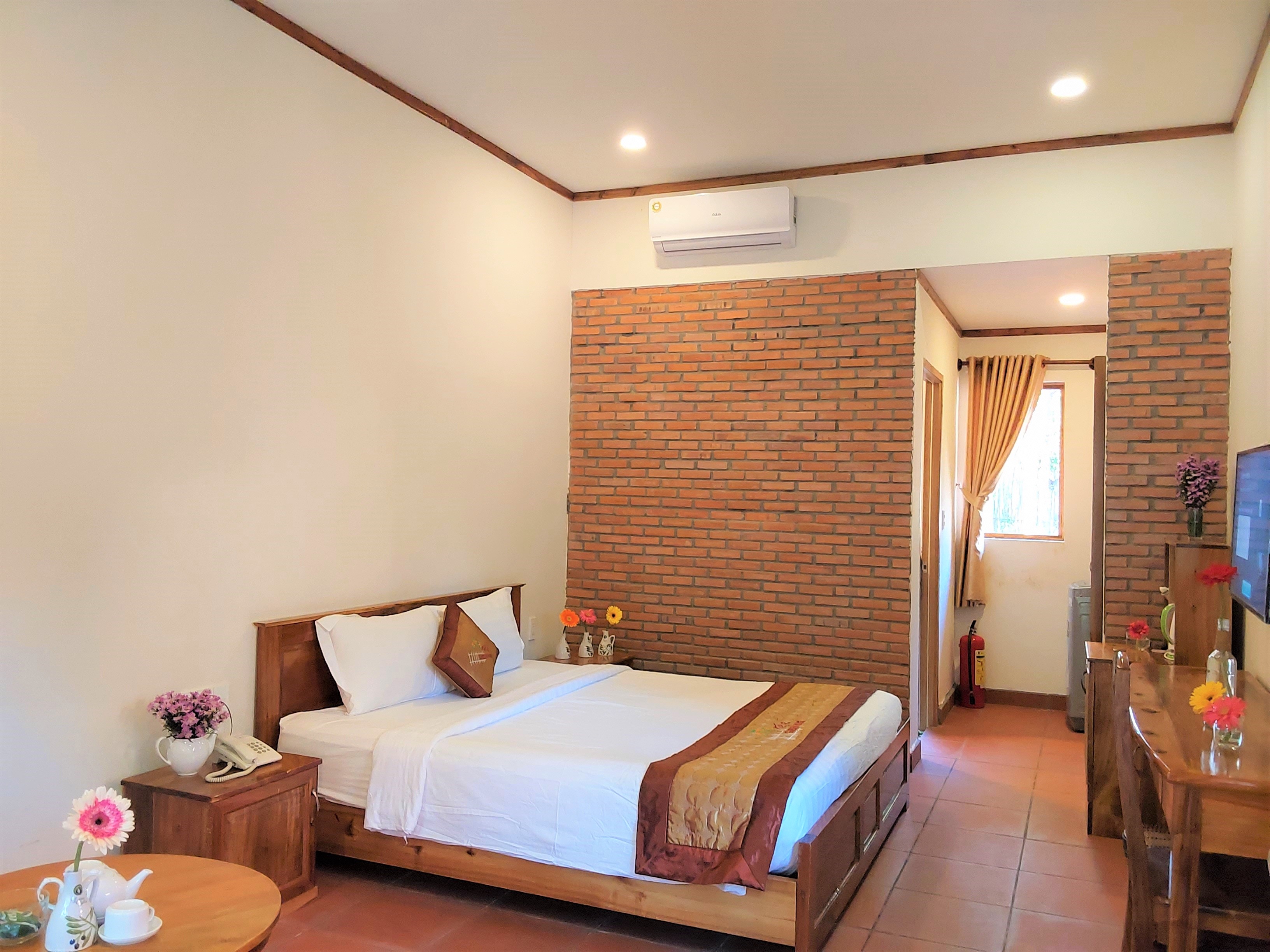 Double Classic Garden View