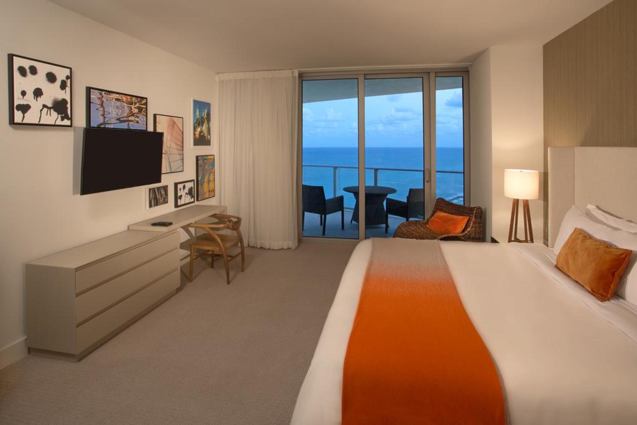 Suite Partial Ocean View