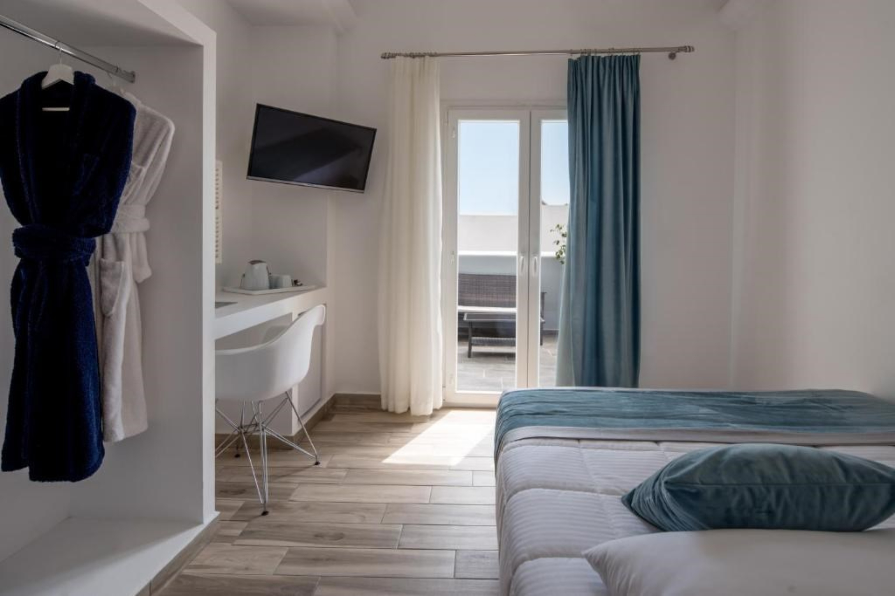 Double or Twin Standard