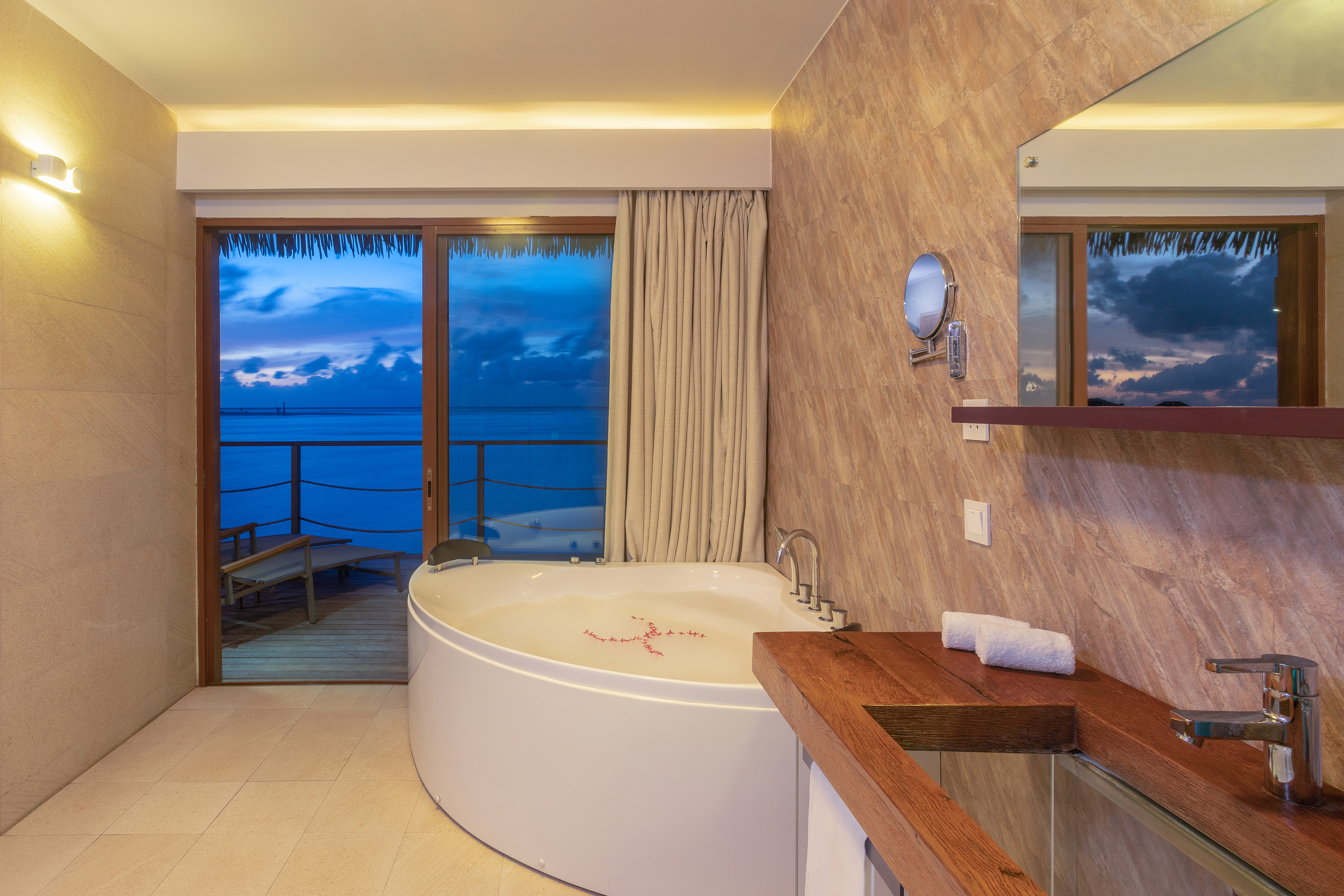 Suite Lagoon View