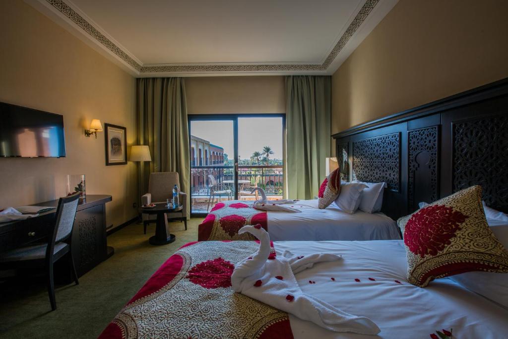 Single Superior Pool View